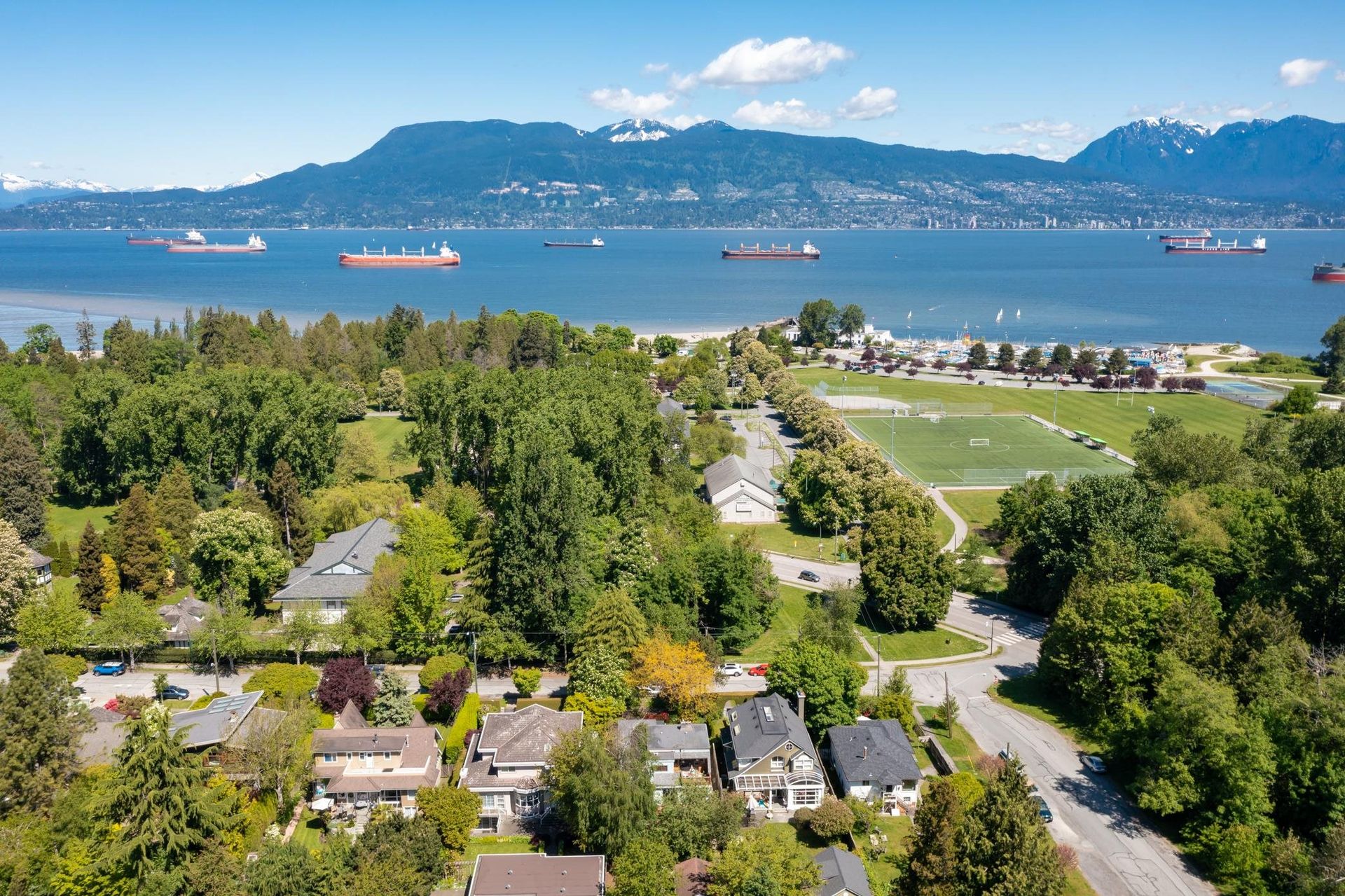 4316 W 2nd Avenue, Point Grey, Vancouver West photo number 2 4316 W 2nd Avenue, Point Grey, Vancouver West photo number 2