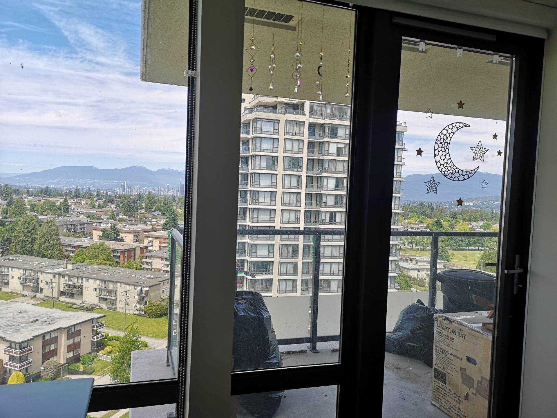 3302 - 4688 Kingsway, Metrotown, Burnaby South by Anthony Drlje PREC* 3302 - 4688 Kingsway, Metrotown, Burnaby South