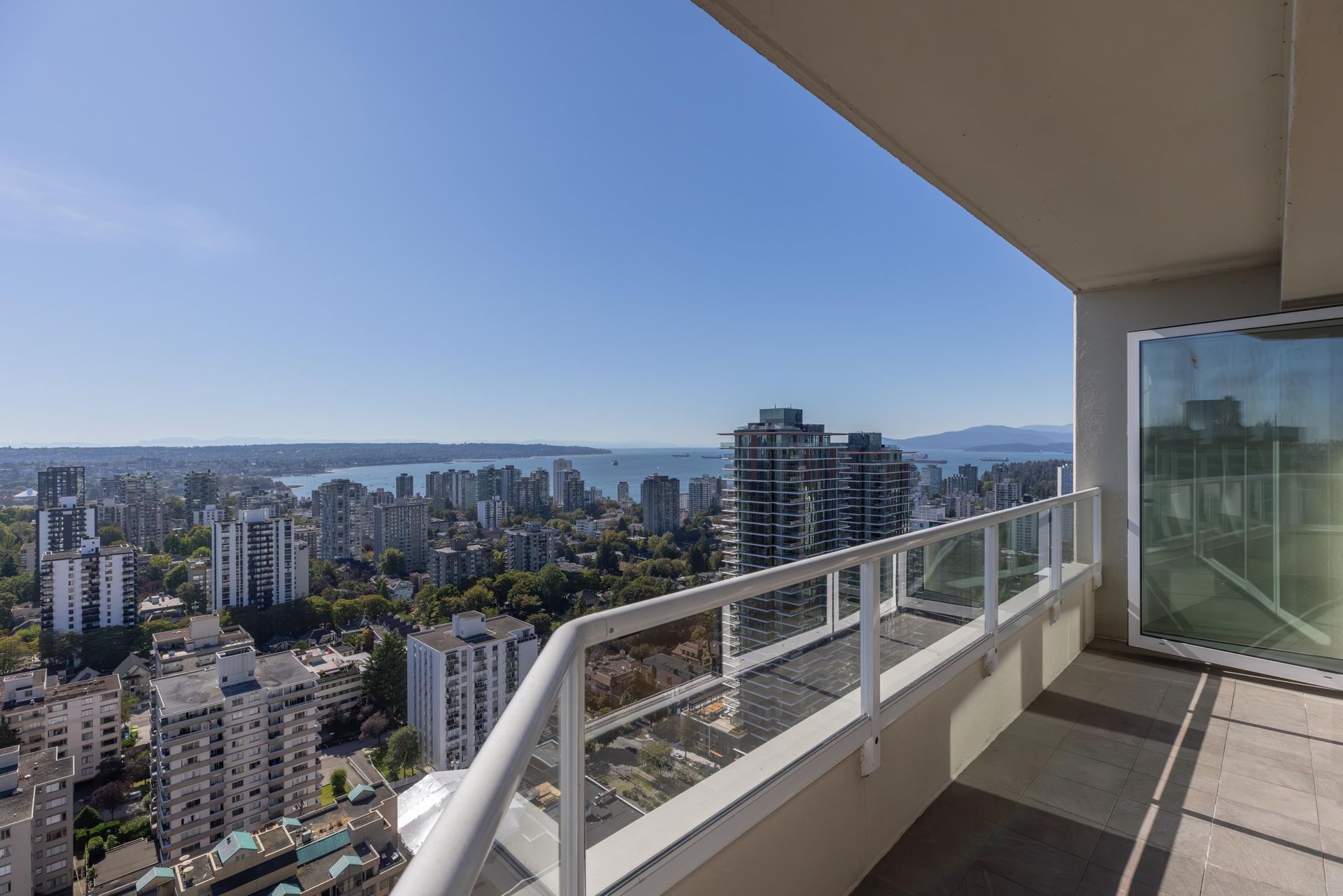 3101 - 717 Jervis Street3