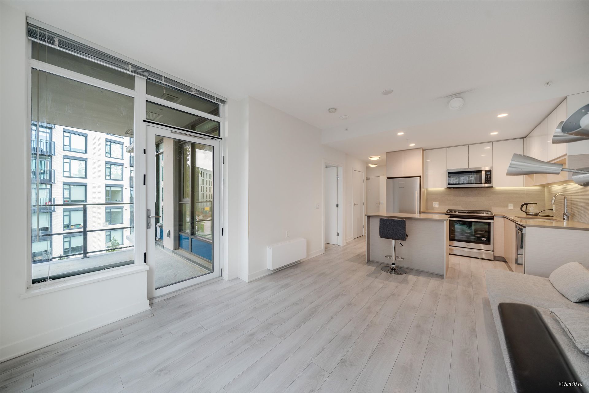 313 - 8850 University Crescent1