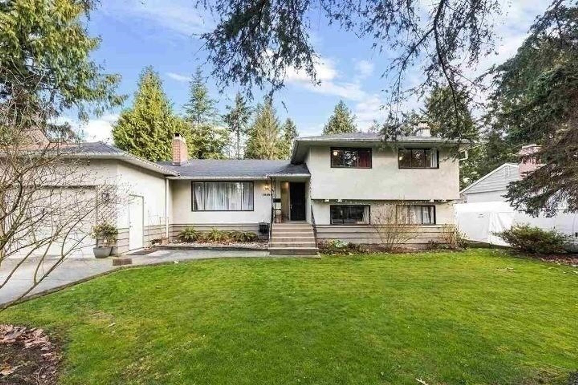 10291 Caithcart Road1