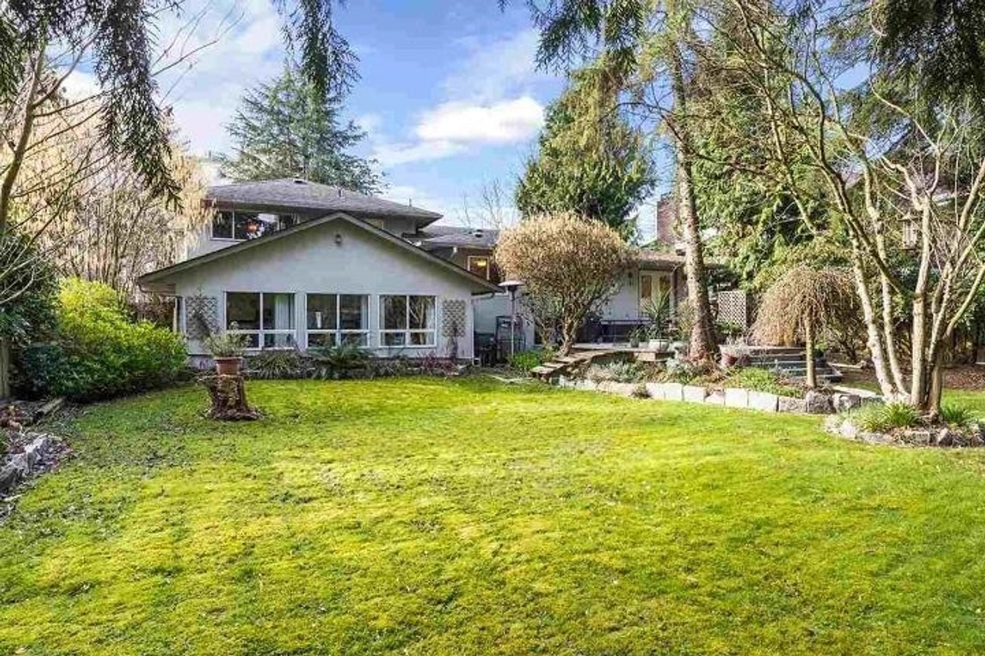 10291 Caithcart Road2