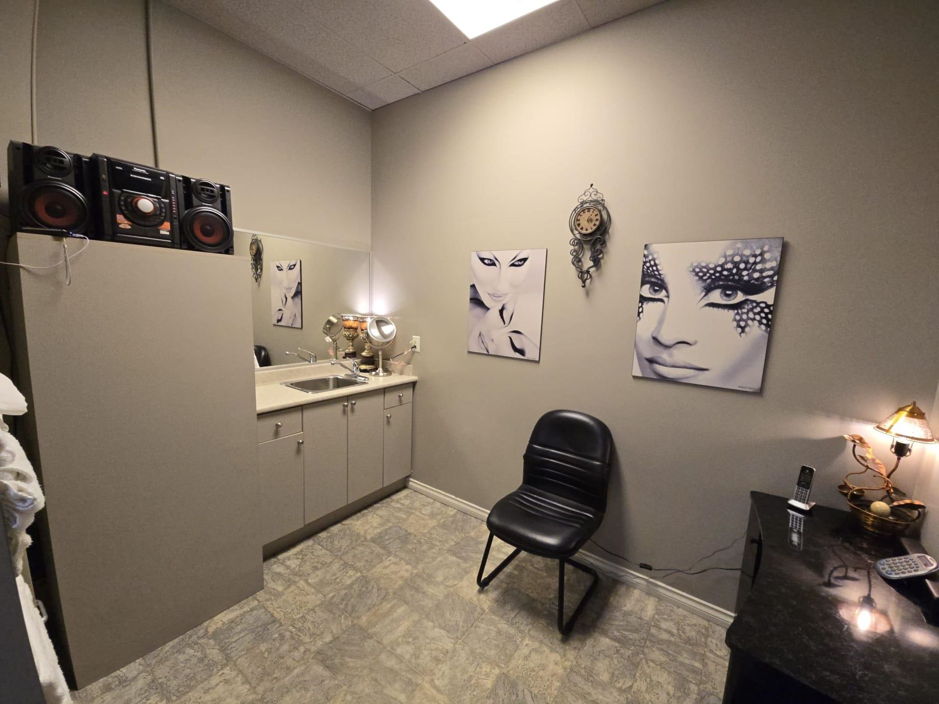 Photo 10 at 4929 Main Street, Main, Vancouver East Photo 10 at 4929 Main Street, Main, Vancouver East