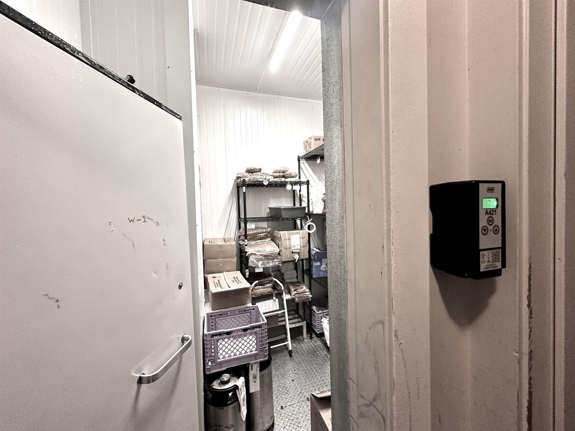 Photo 11 at 1835 W 4th Avenue, Kitsilano, Vancouver West Photo 11 at 1835 W 4th Avenue, Kitsilano, Vancouver West