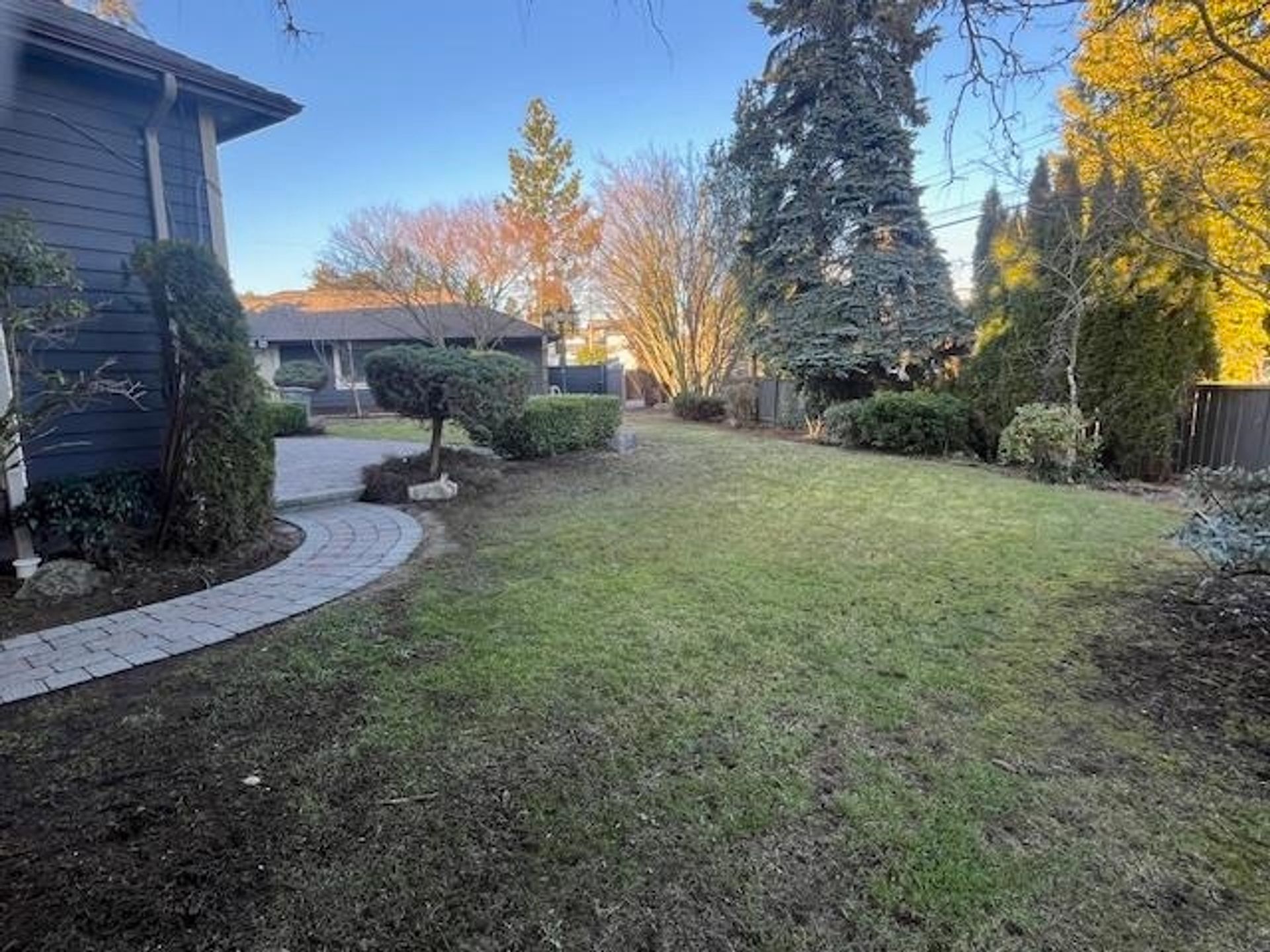 Photo 2 at 607 W 53 Avenue, South Cambie, Vancouver West