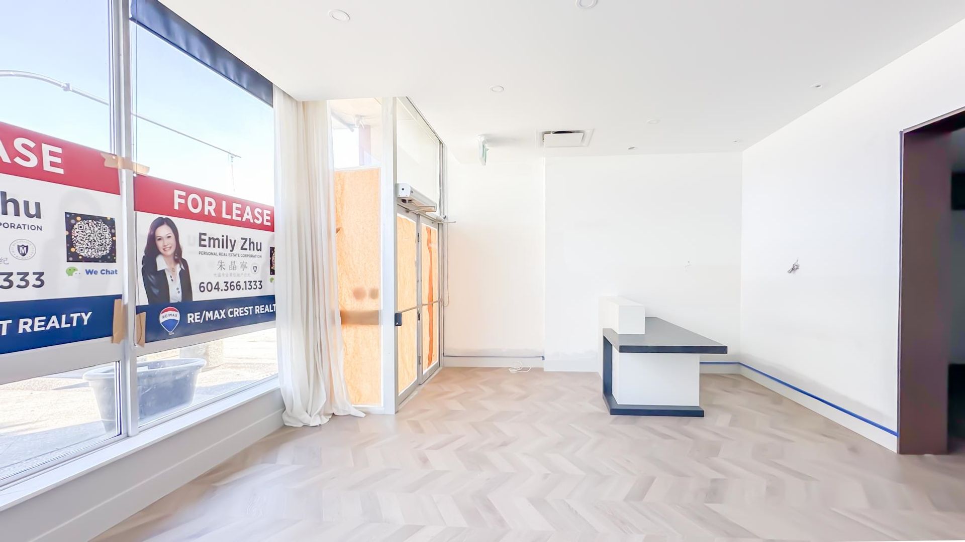 Photo 3 at 8273 Oak Street, Marpole, Vancouver West Photo 3 at 8273 Oak Street, Marpole, Vancouver West