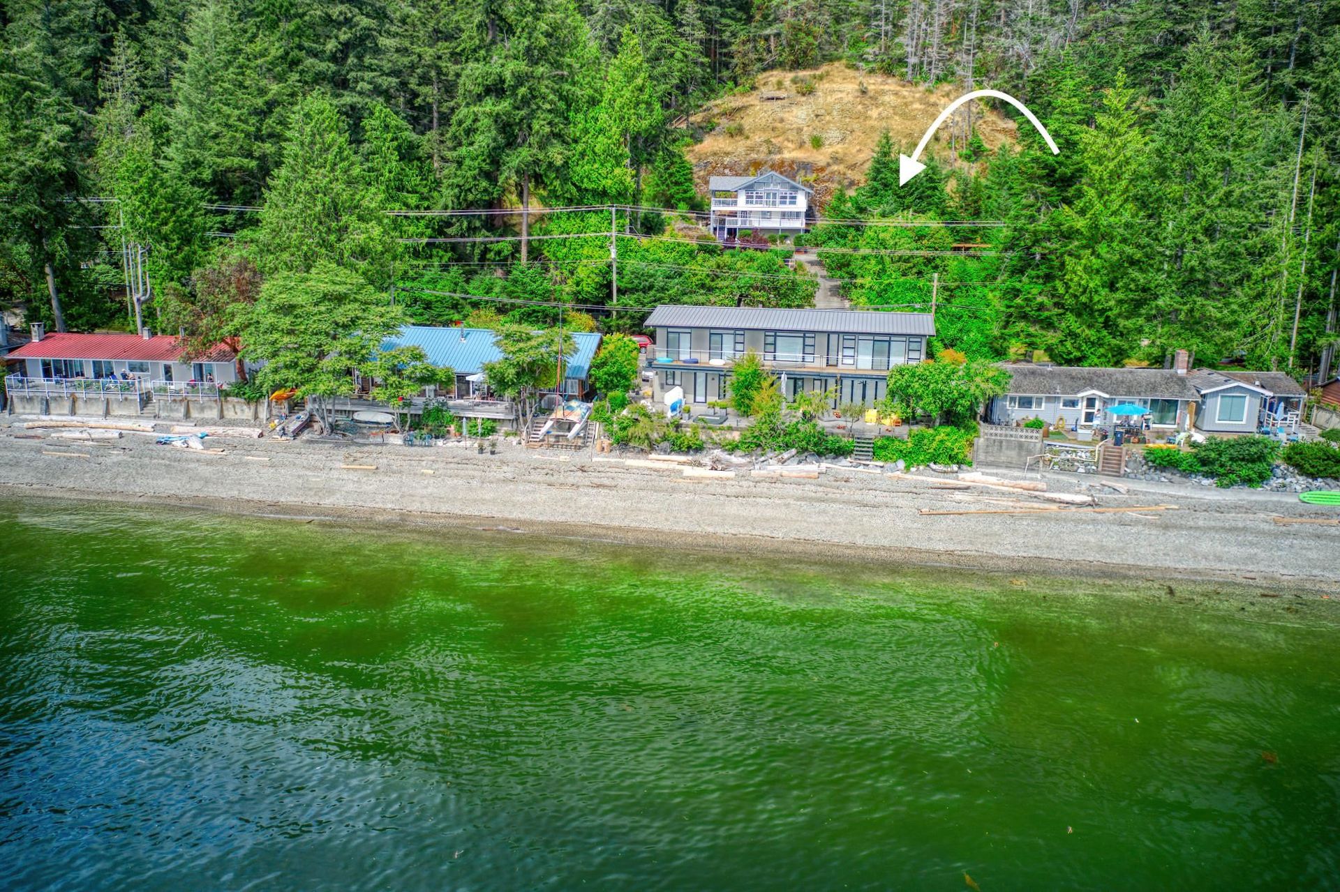 6812 Sunshine Coast Highway, Sechelt District, Sunshine Coast photo number 2 6812 Sunshine Coast Highway, Sechelt District, Sunshine Coast photo number 2