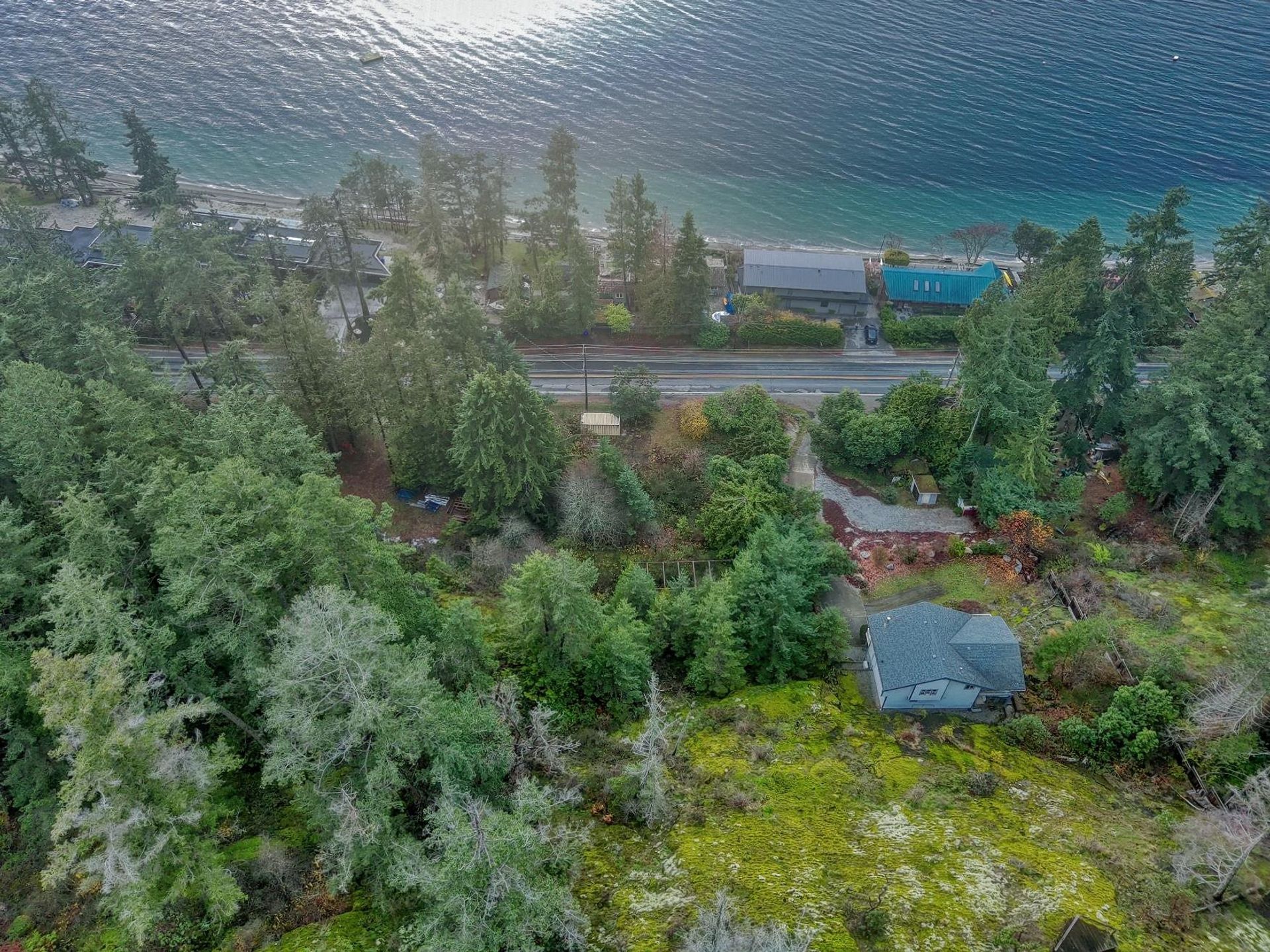 Photo 8 at 6812 Sunshine Coast Highway, Sechelt District, Sunshine Coast Photo 8 at 6812 Sunshine Coast Highway, Sechelt District, Sunshine Coast