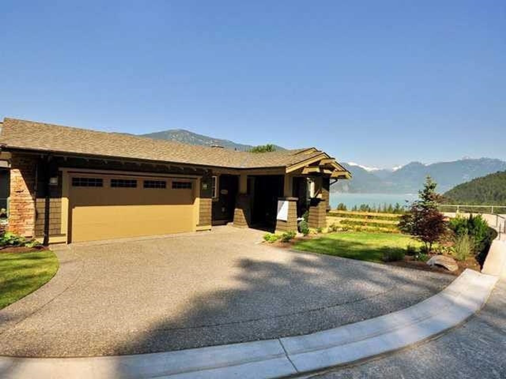 800 Ocean Crest Drive, Furry Creek, West Vancouver photo number 2 800 Ocean Crest Drive, Furry Creek, West Vancouver photo number 2