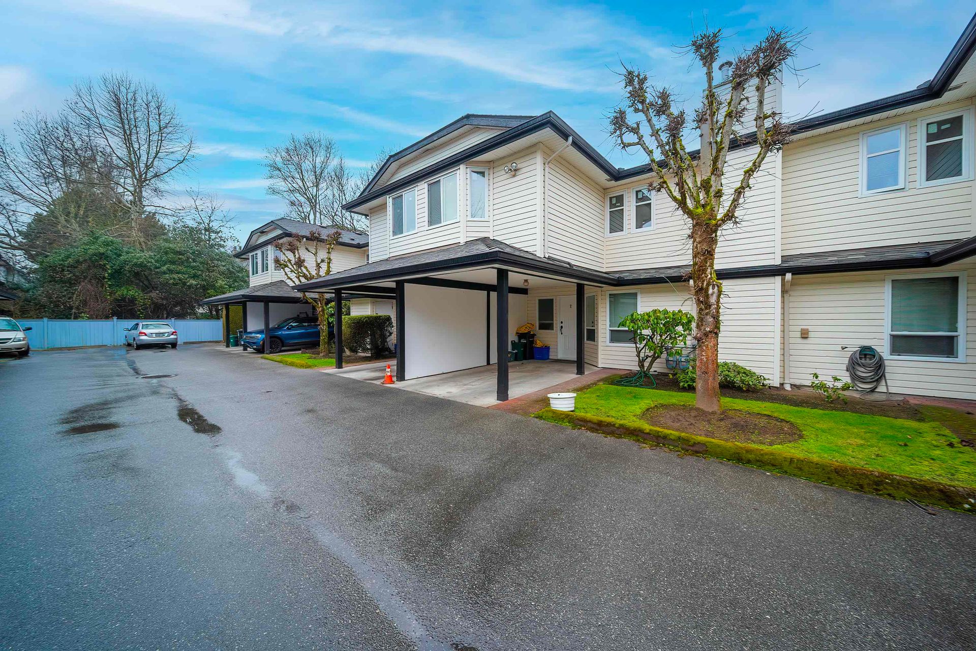 2 - 7191 Garden City Road1