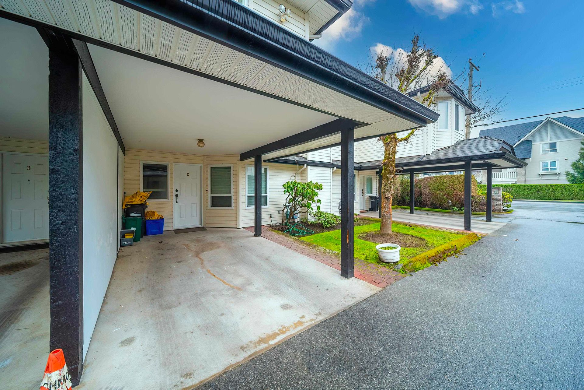 2 - 7191 Garden City Road2