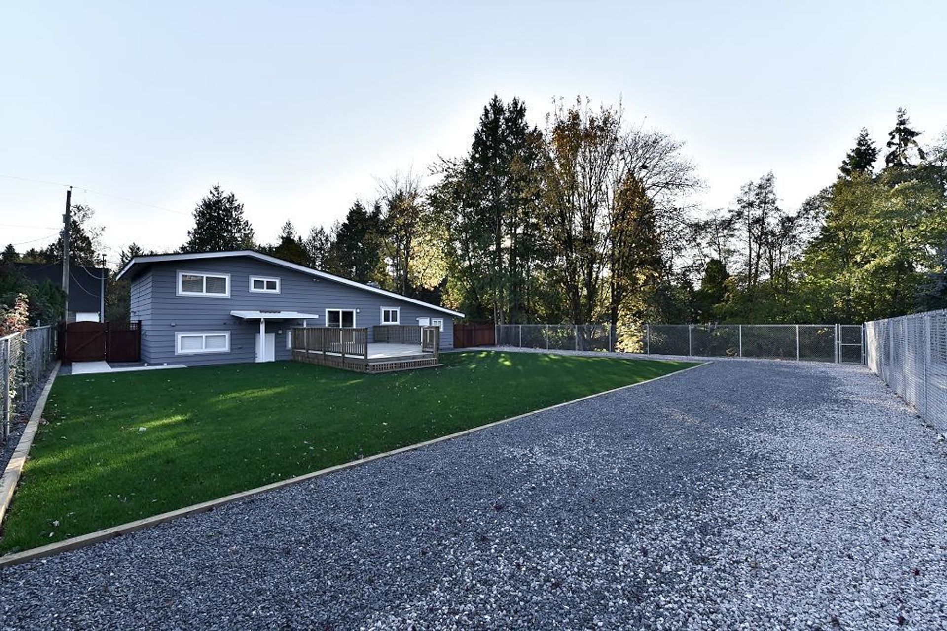 Photo 9 at 19845 55a Avenue, Langley City, Langley Photo 9 at 19845 55a Avenue, Langley City, Langley