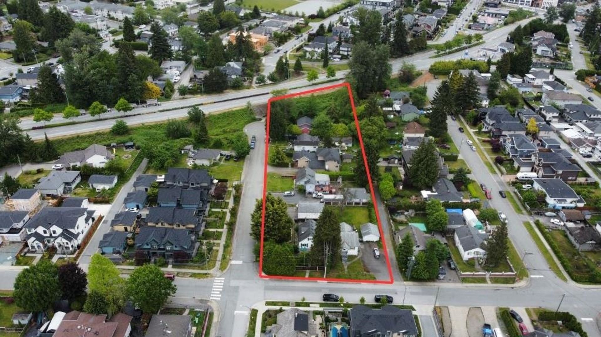 Photo 10 at 712 Gauthier Avenue, Coquitlam West, Coquitlam Photo 10 at 712 Gauthier Avenue, Coquitlam West, Coquitlam