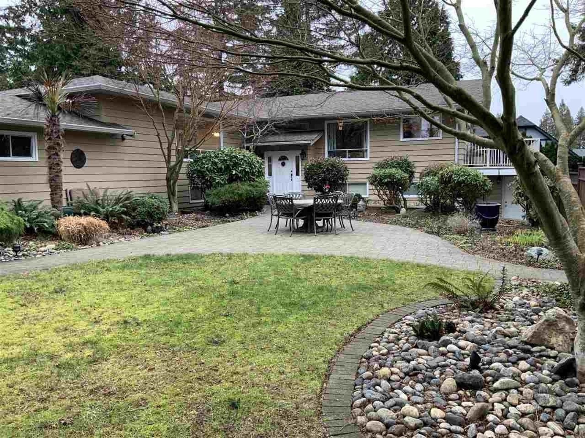 Photo 3 at 5065 1 Avenue, Pebble Hill, Tsawwassen Photo 3 at 5065 1 Avenue, Pebble Hill, Tsawwassen