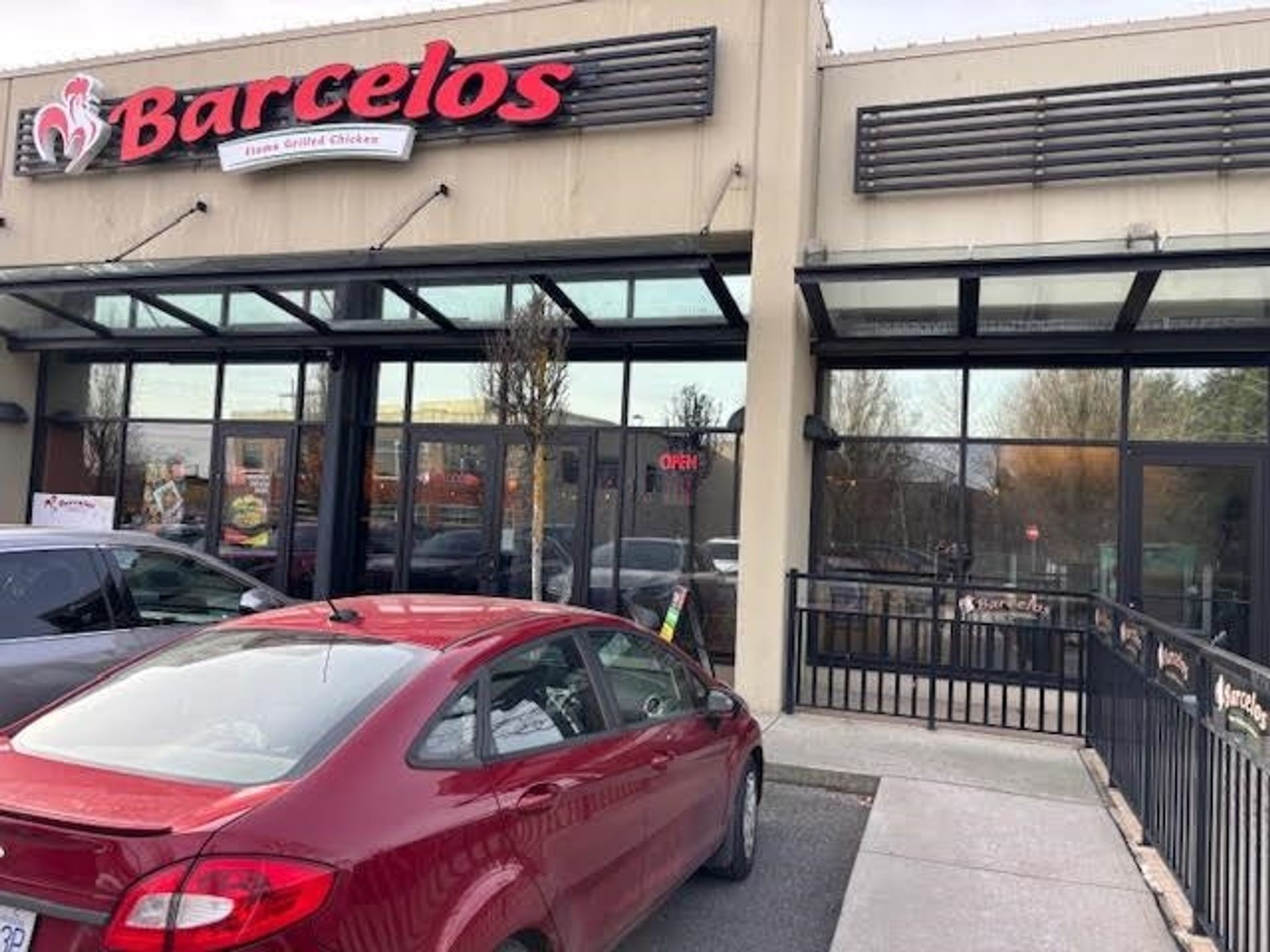 112 - 114 - 12499 88 Avenue, Queen Mary Park Surrey, Surrey photo 2