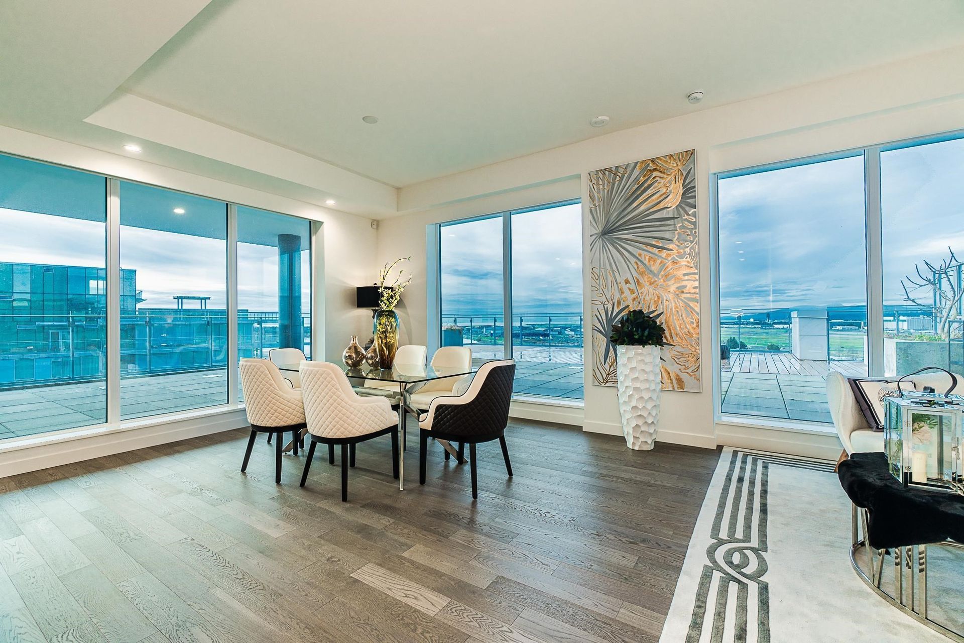 1201 - 6811 Pearson Way4