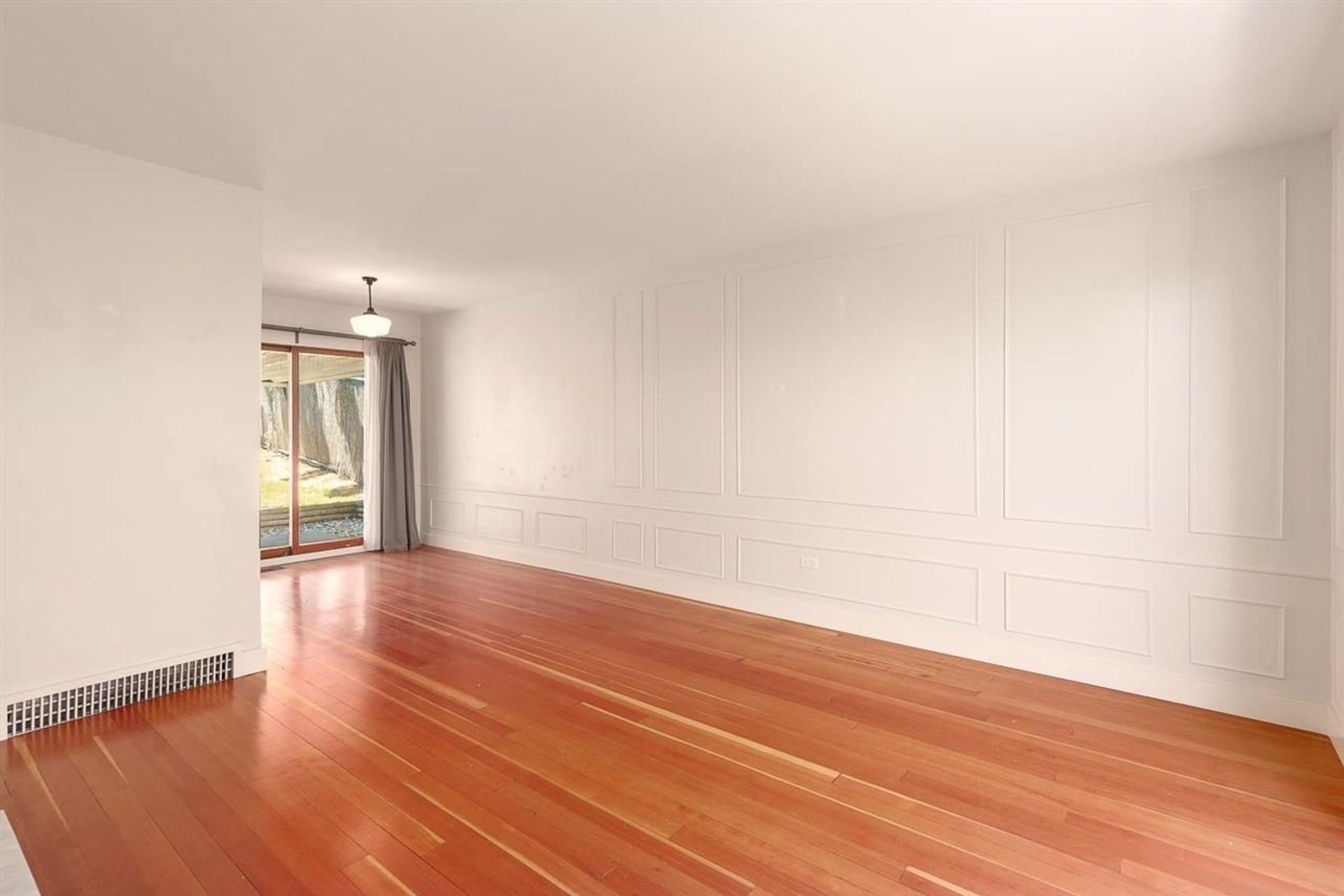1389-e-39th-avenue-knight-vancouver-east-04.jpg