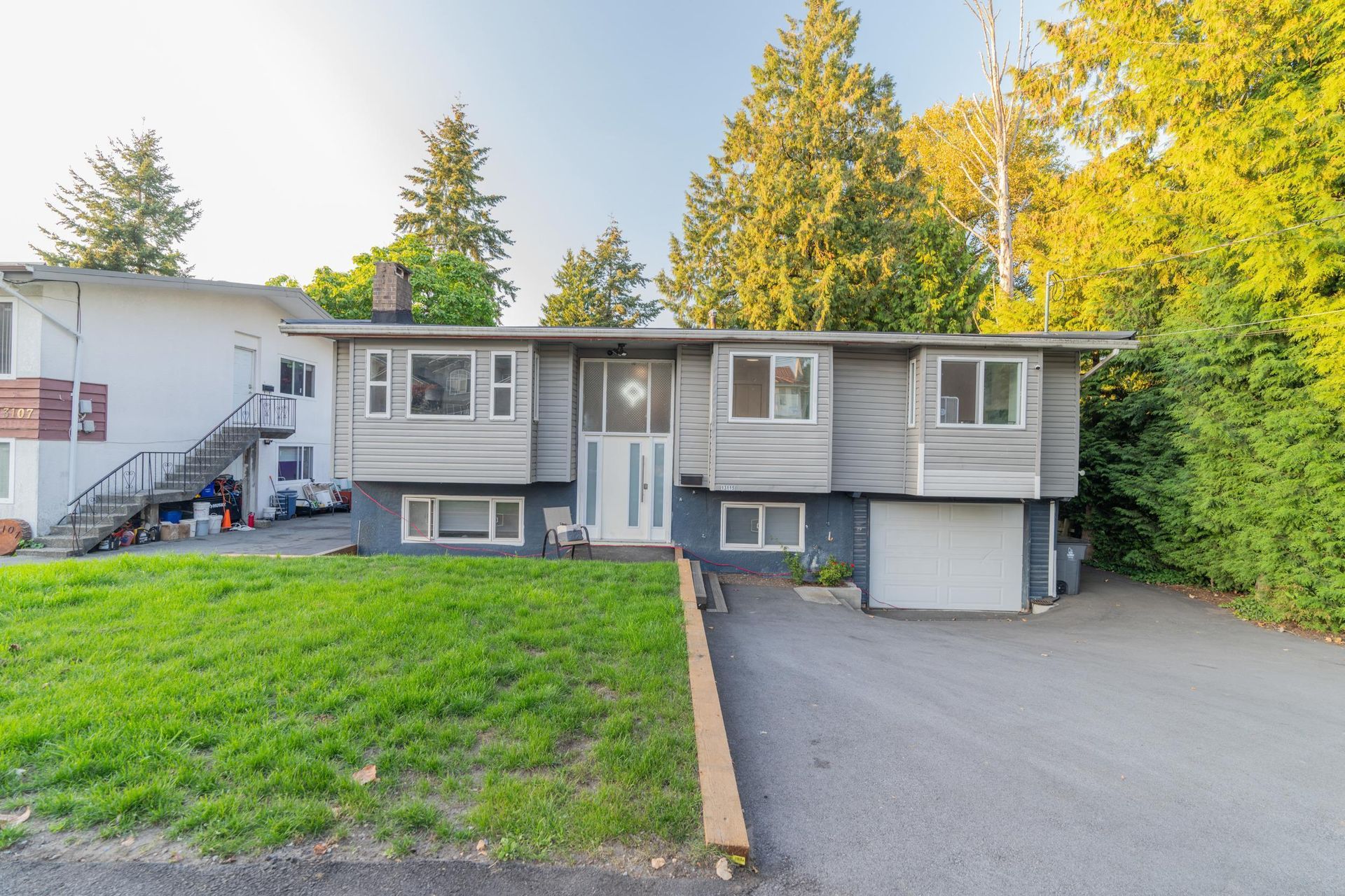 13115 107a Avenue, Whalley, North Surrey photo number 2 13115 107a Avenue, Whalley, North Surrey photo number 2