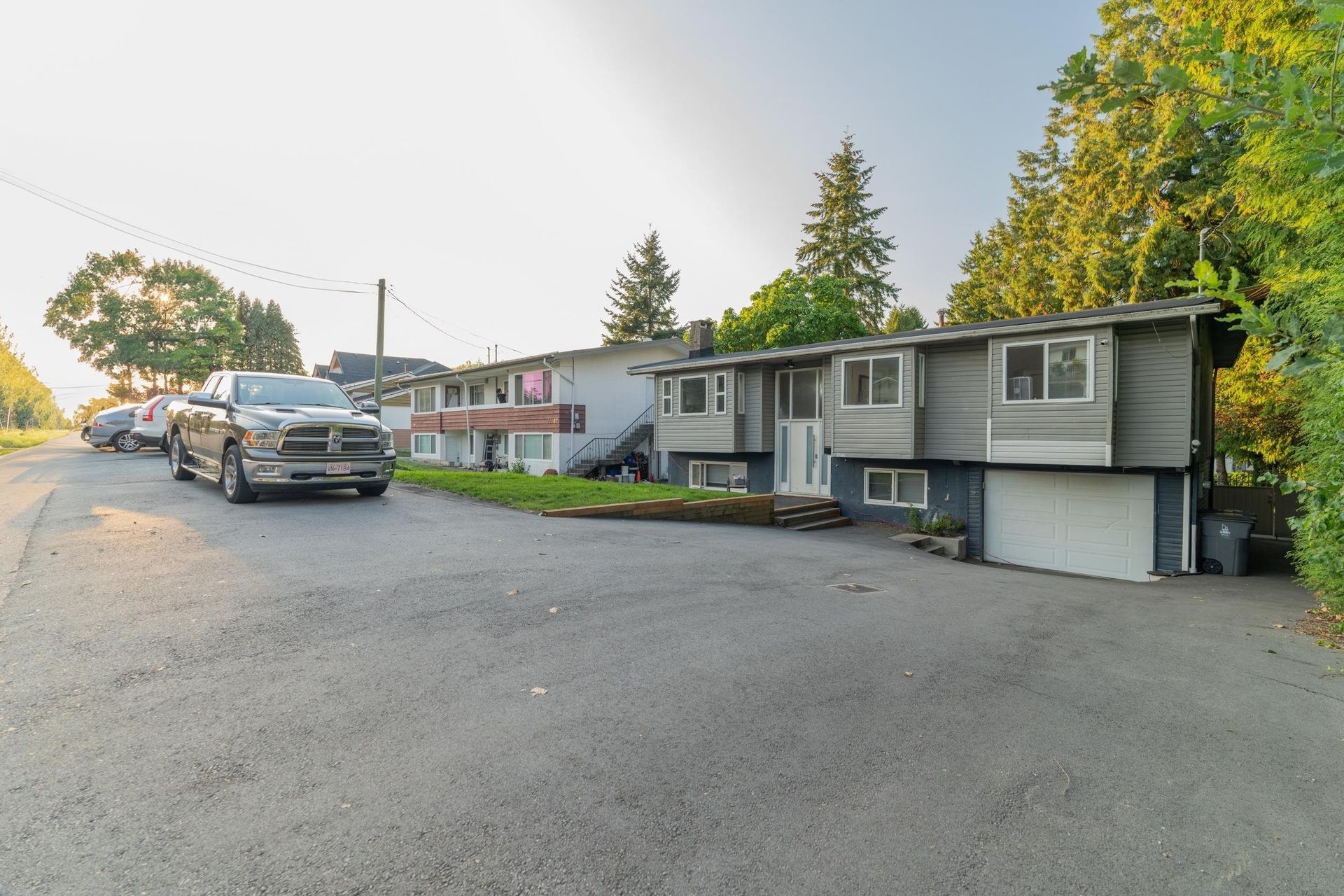 Photo 2 at 13115 107a Avenue, Whalley, North Surrey Photo 2 at 13115 107a Avenue, Whalley, North Surrey
