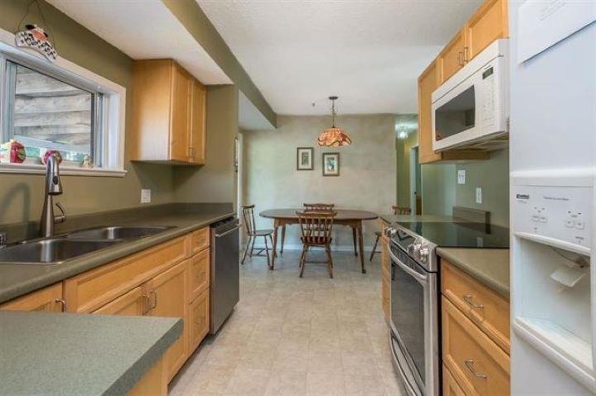 Photo 15 at 4102 Lefeuvre Road, Abbotsford West, Abbotsford Photo 15 at 4102 Lefeuvre Road, Abbotsford West, Abbotsford