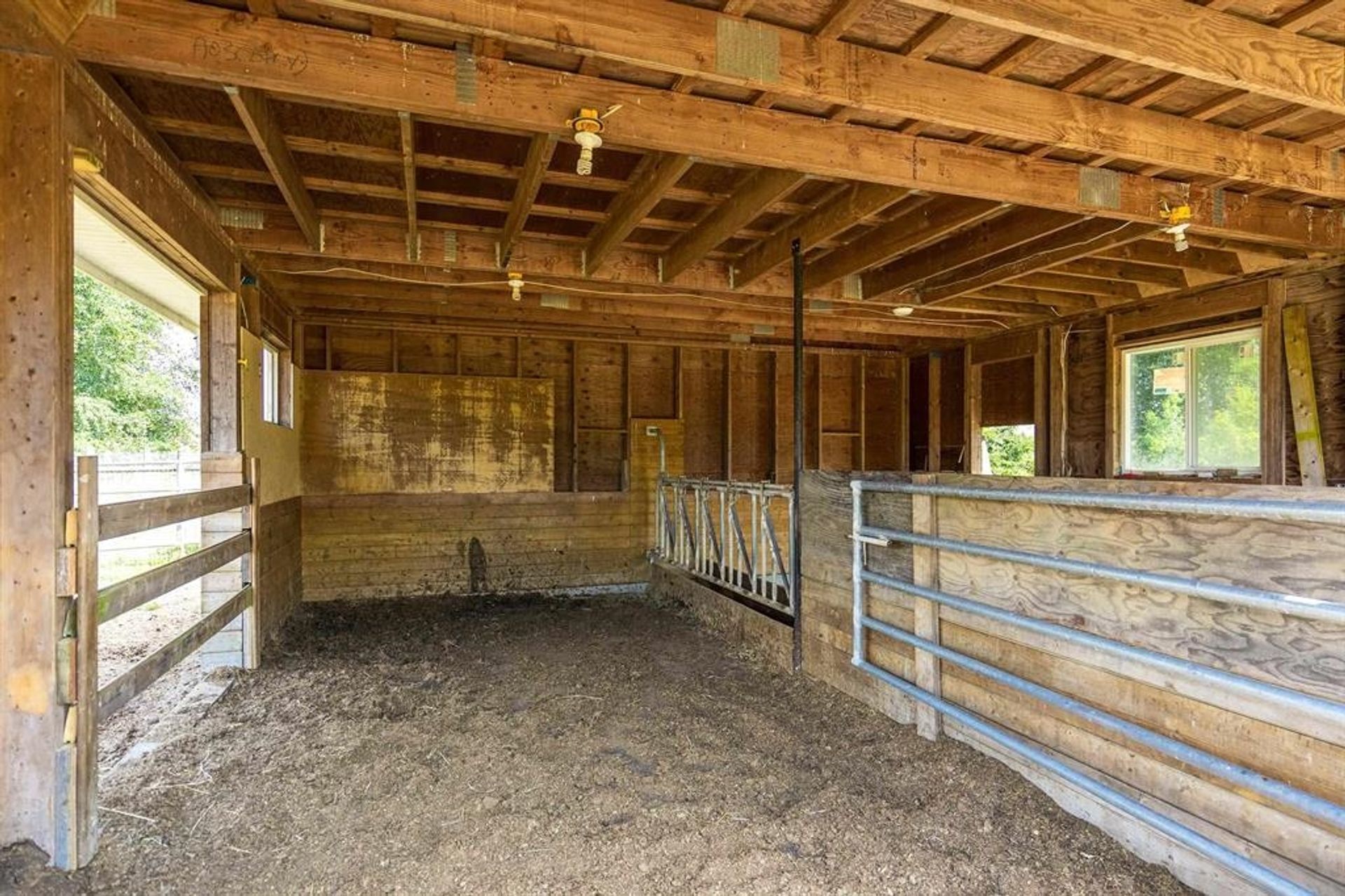 Photo 14 at 4102 Lefeuvre Road, Aberdeen, Abbotsford Photo 14 at 4102 Lefeuvre Road, Aberdeen, Abbotsford