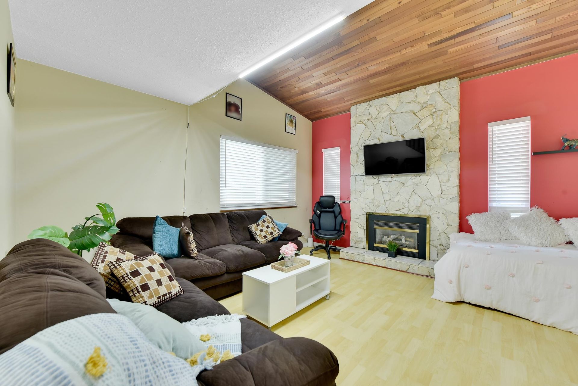 Photo 3 at 7390 129 Street, West Newton, Surrey Photo 3 at 7390 129 Street, West Newton, Surrey