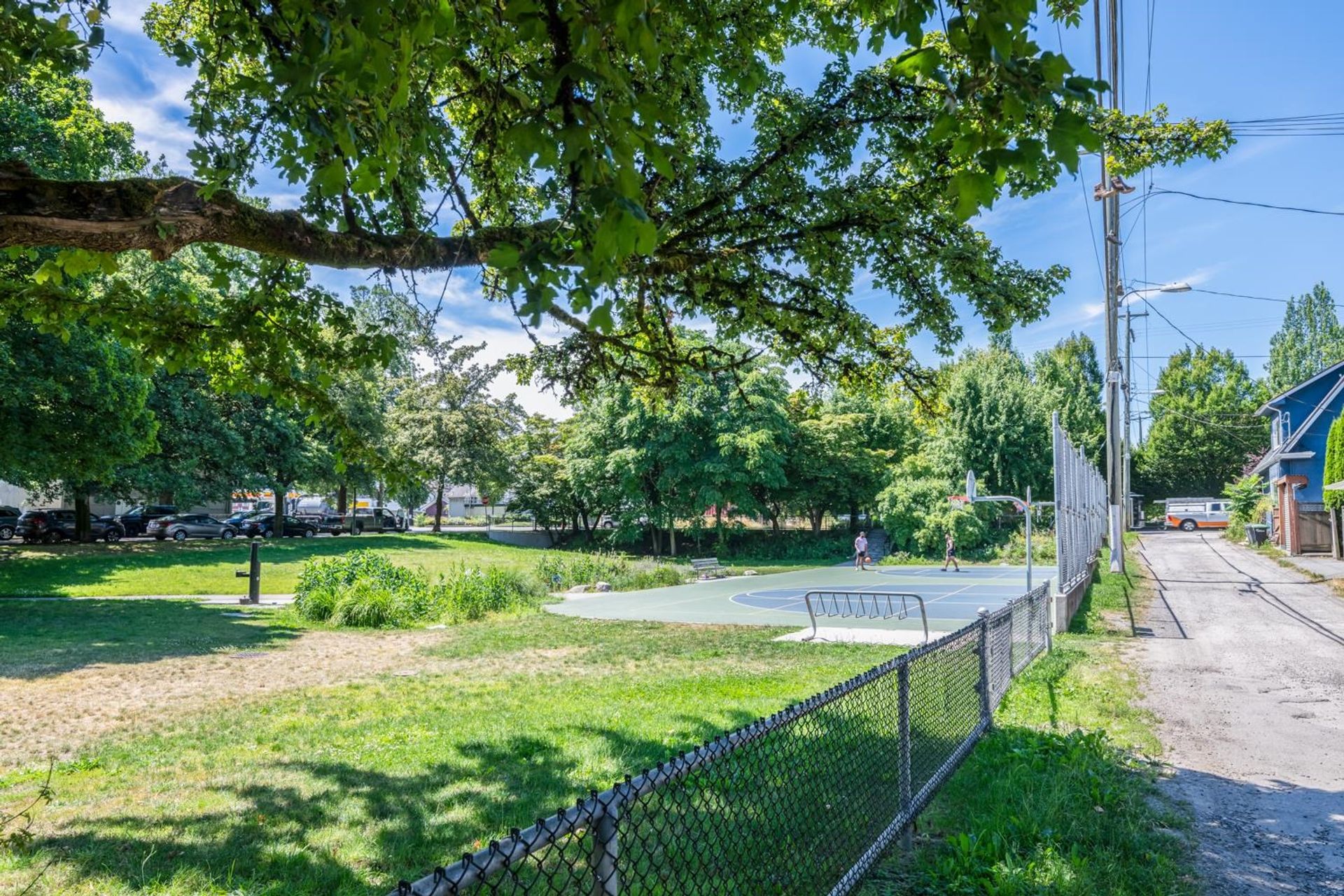 1342-e-10th-avenue-grandview-woodland-vancouver-east-03.jpg