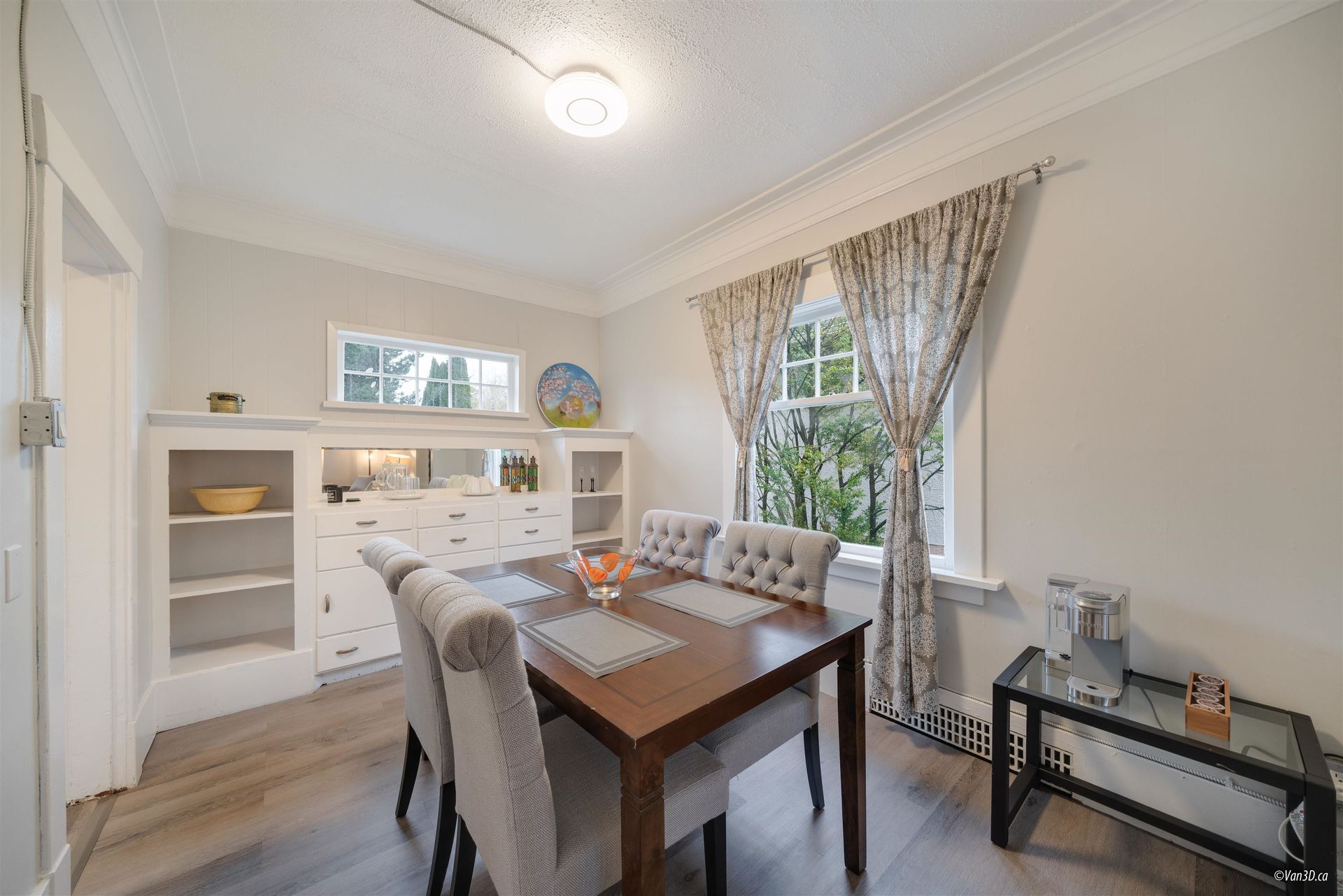 3425 W 8th Avenue, Kitsilano, Vancouver West 3 by Bilash & Charron Real Estate Group 3425 W 8th Avenue, Kitsilano, Vancouver West 3