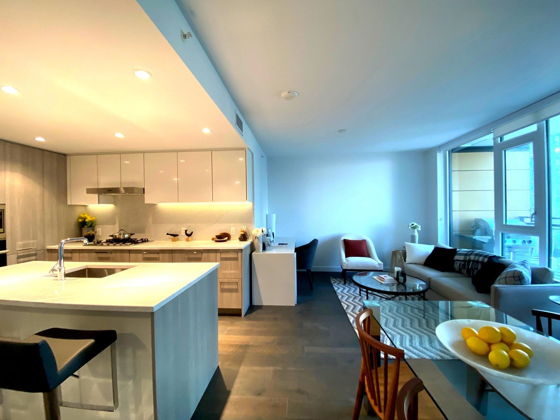 805 - 3280 Corvette Way1