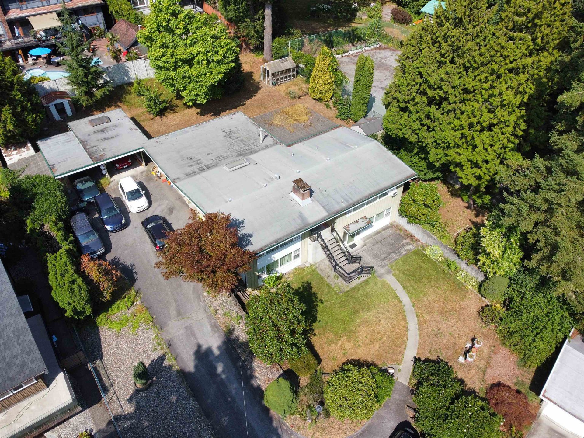 Photo 2 at 731 Shaw Avenue, Coquitlam West, Coquitlam Photo 2 at 731 Shaw Avenue, Coquitlam West, Coquitlam