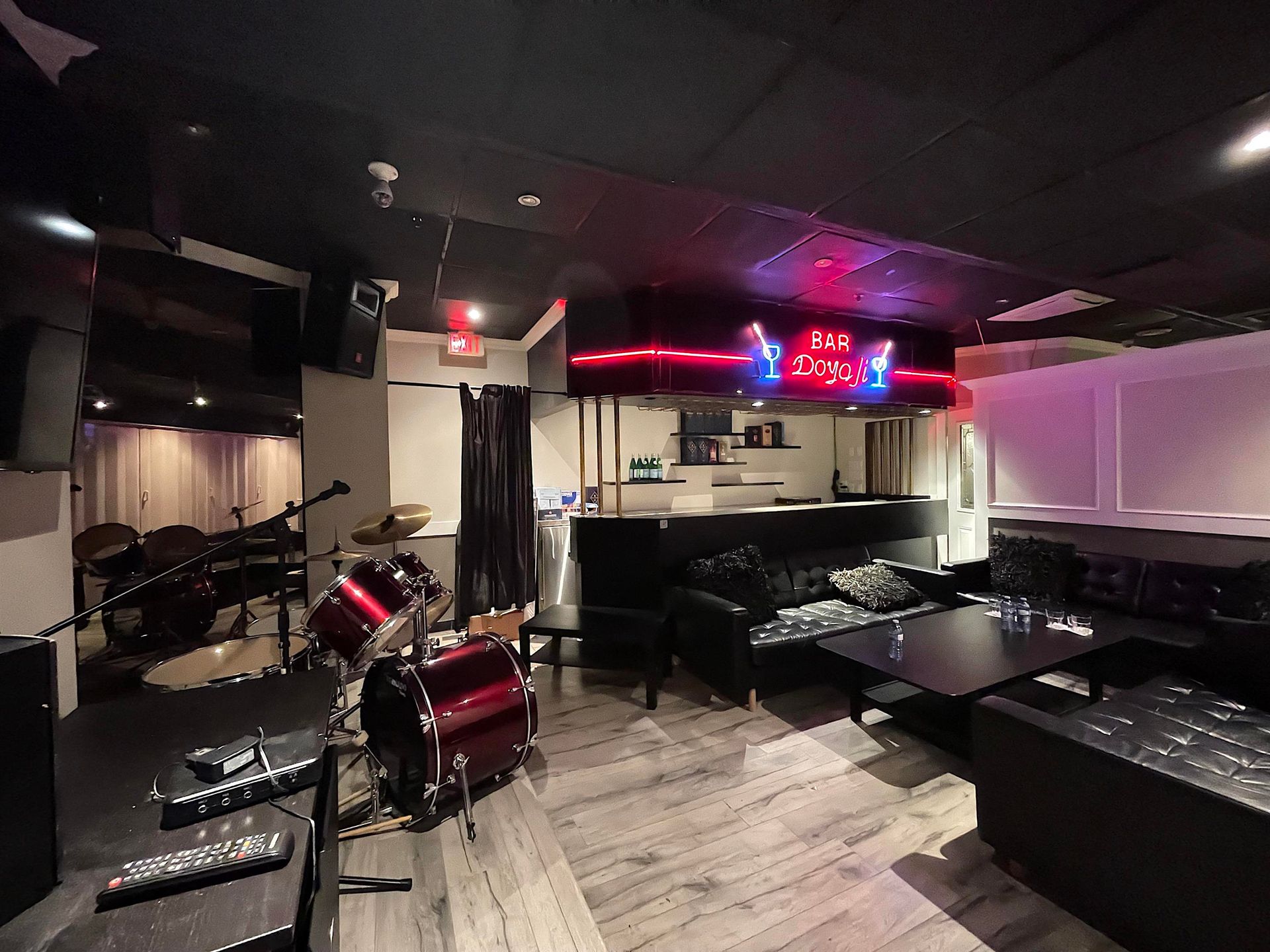 Photo 31 at 100 - 1215 W Broadway, Fairview VW, Vancouver West Photo 31 at 100 - 1215 W Broadway, Fairview VW, Vancouver West