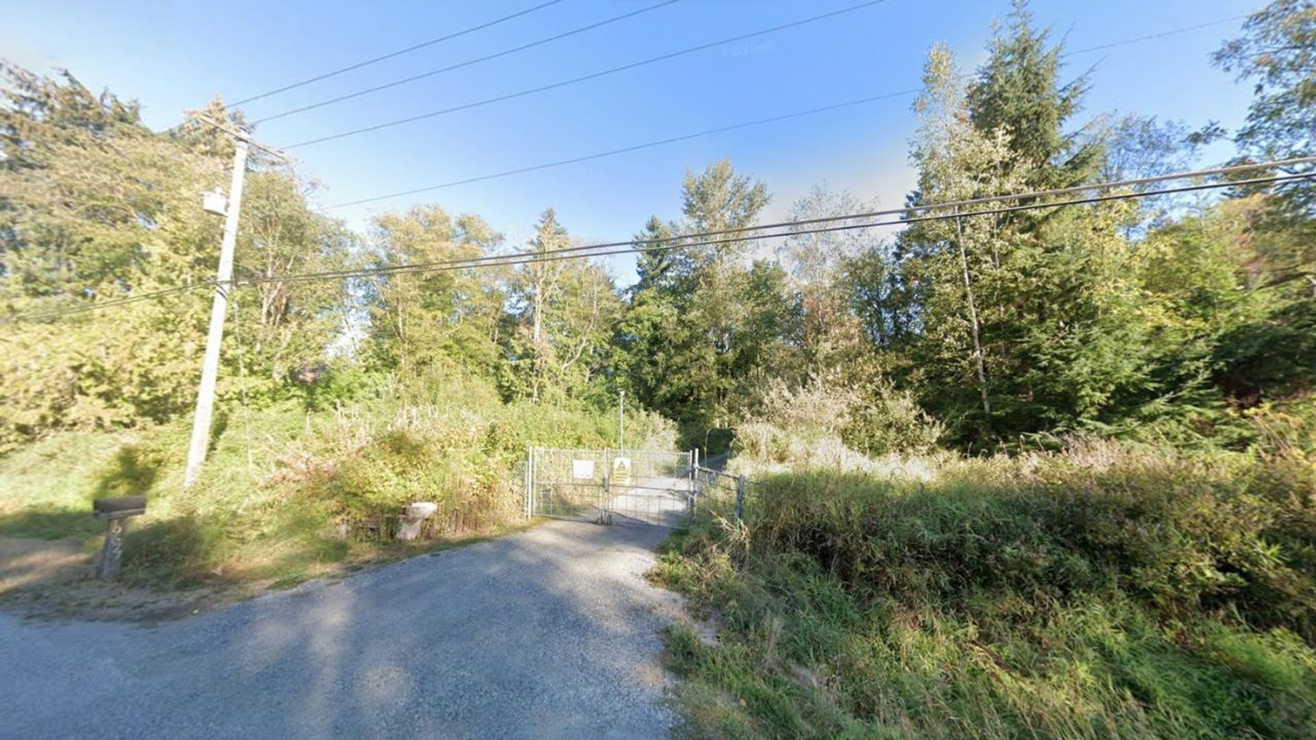 Photo 5 at 19677 24 Avenue, Brookswood Langley, Langley Photo 5 at 19677 24 Avenue, Brookswood Langley, Langley