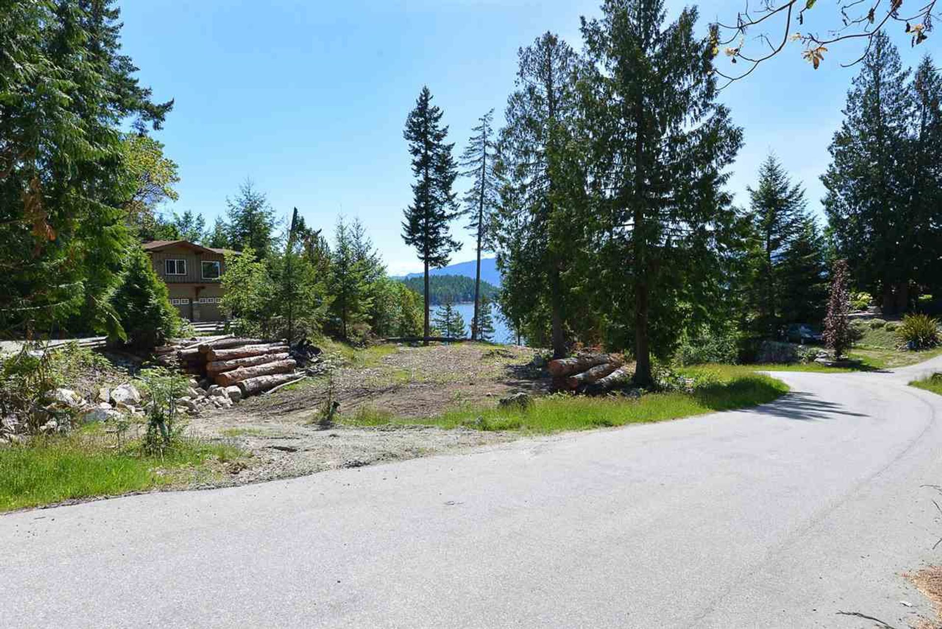 Photo 10 at 4160 Packalen Boulevard, Pender Harbour Egmont, Sunshine Coast Photo 10 at 4160 Packalen Boulevard, Pender Harbour Egmont, Sunshine Coast