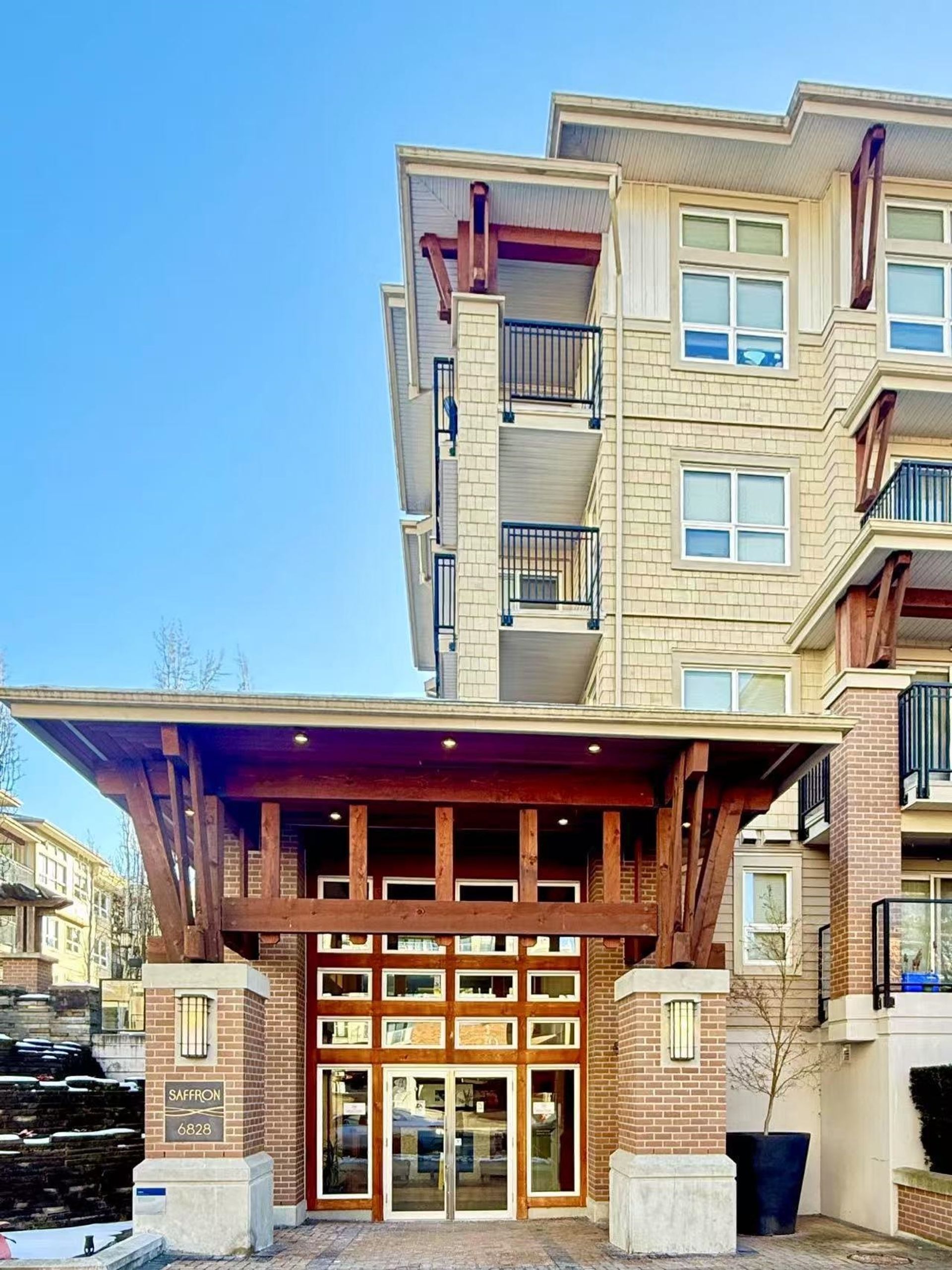 422 - 6828 Eckersley Road2
