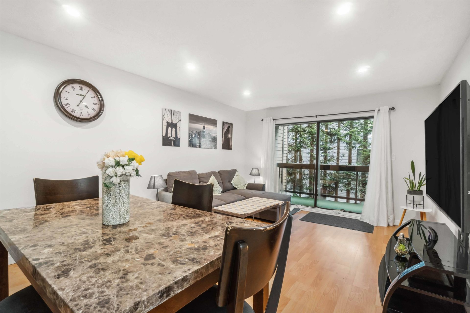 203 - 6105 Kingsway, Highgate, Burnaby South by Anthony Drlje PREC* 203 - 6105 Kingsway, Highgate, Burnaby South