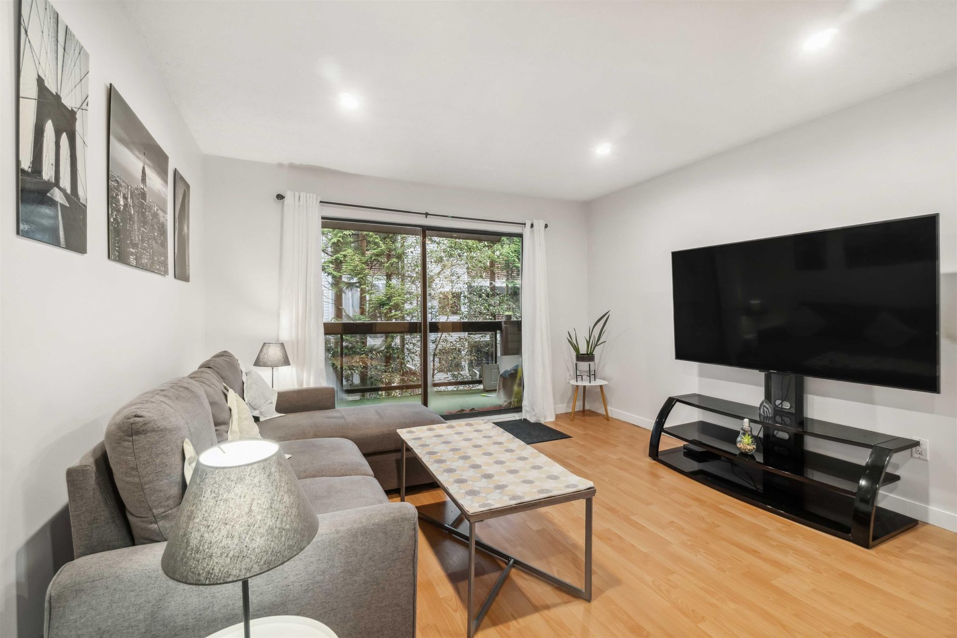 203 - 6105 Kingsway3