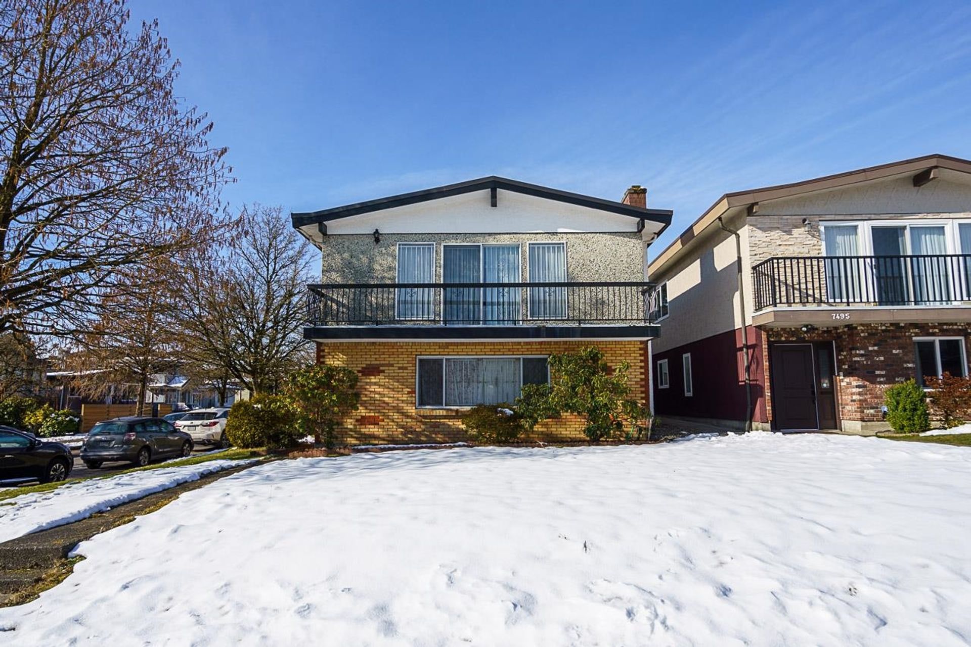 1283-e-59th-avenue-south-vancouver-vancouver-east-01.jpg