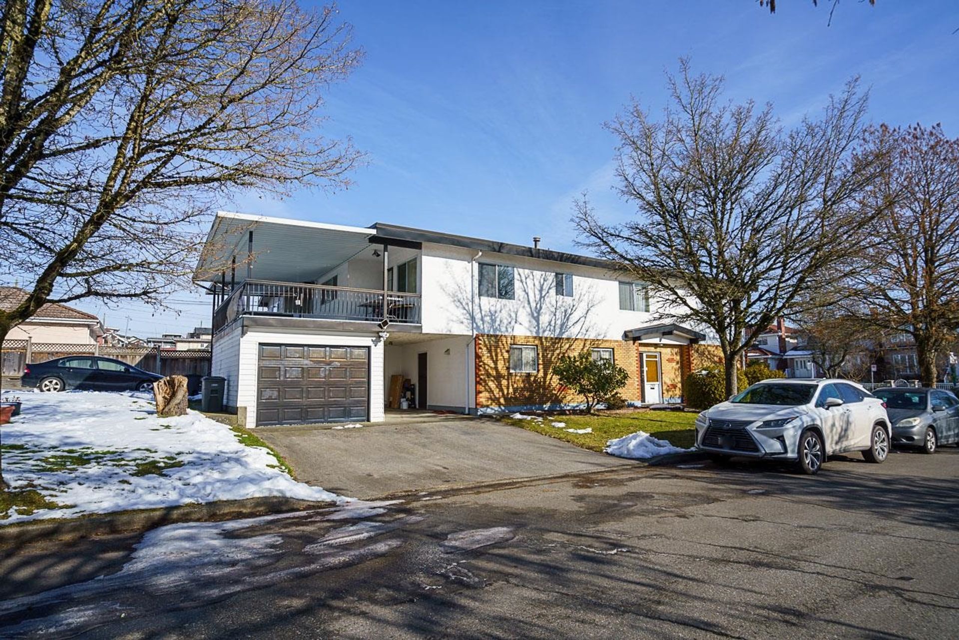 1283-e-59th-avenue-south-vancouver-vancouver-east-03.jpg