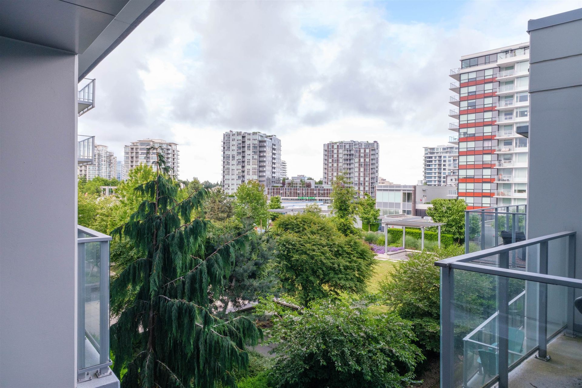 628 - 5233 Gilbert Road2