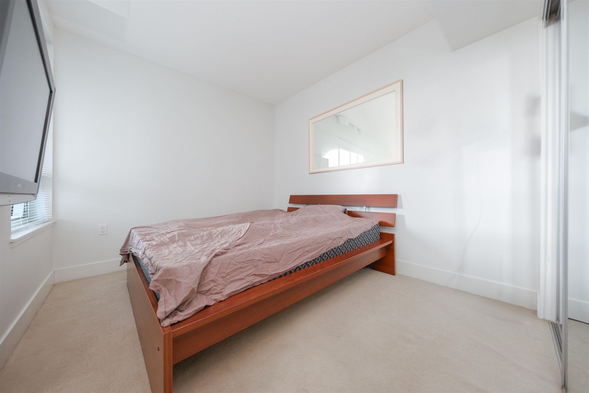 628 - 5233 Gilbert Road3