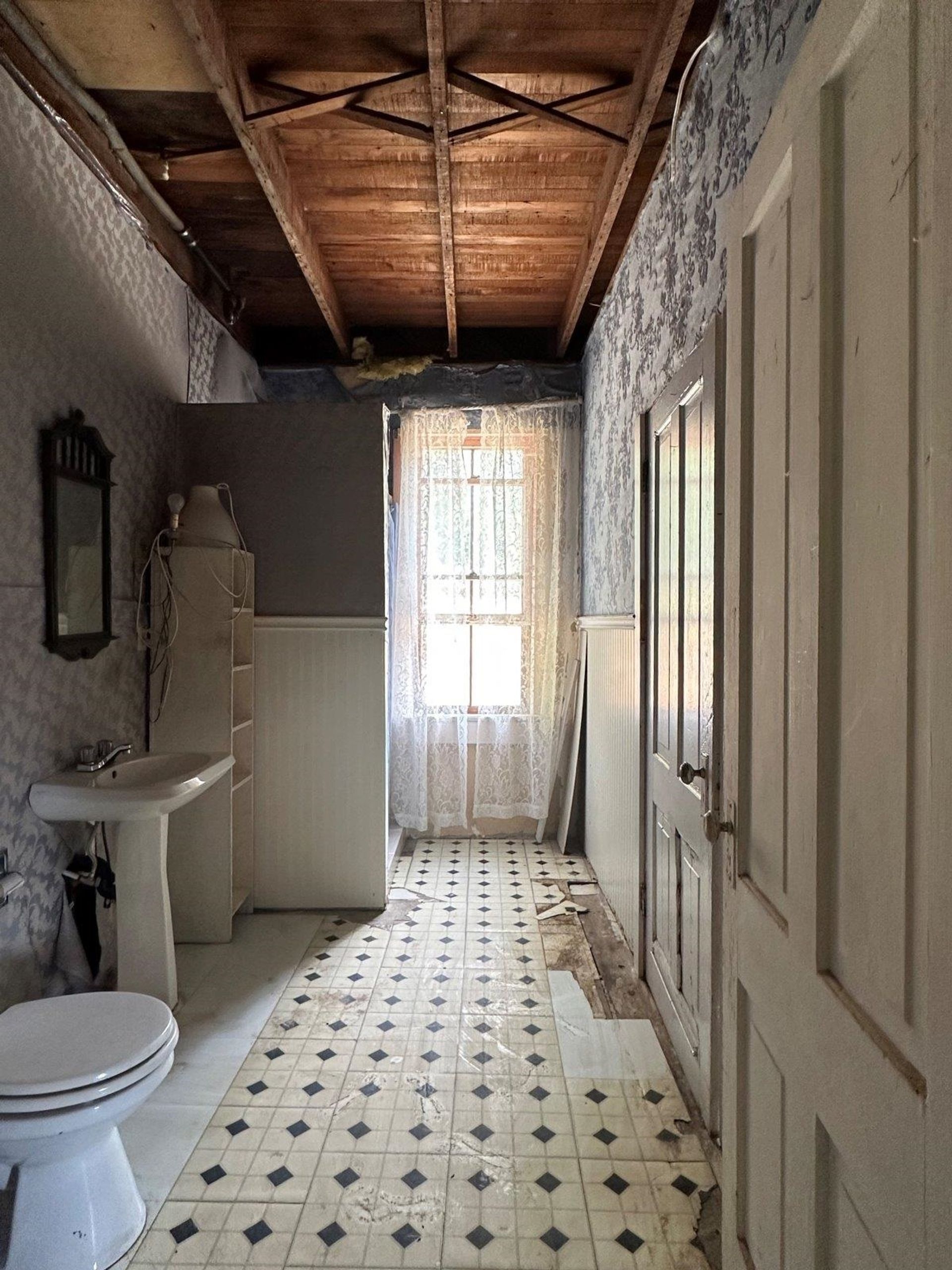 Photo 6 at 31010 Trans Canada Highway, Yale – Dogwood Valley, Fraser Canyon Photo 6 at 31010 Trans Canada Highway, Yale – Dogwood Valley, Fraser Canyon