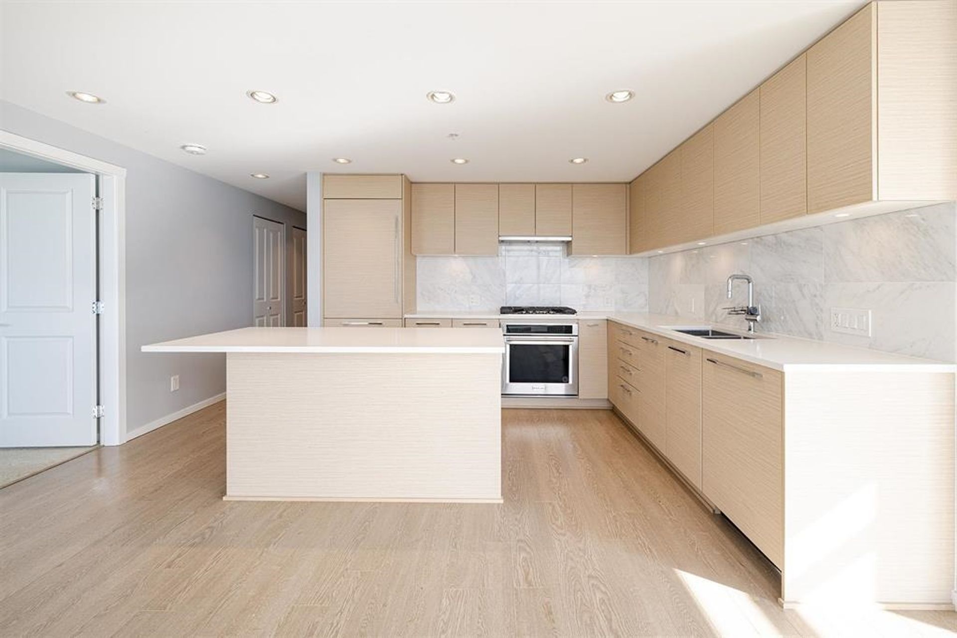 2508 - 6700 Dunblane Avenue, Metrotown, Burnaby South by Anthony Drlje PREC* 2508 - 6700 Dunblane Avenue, Metrotown, Burnaby South