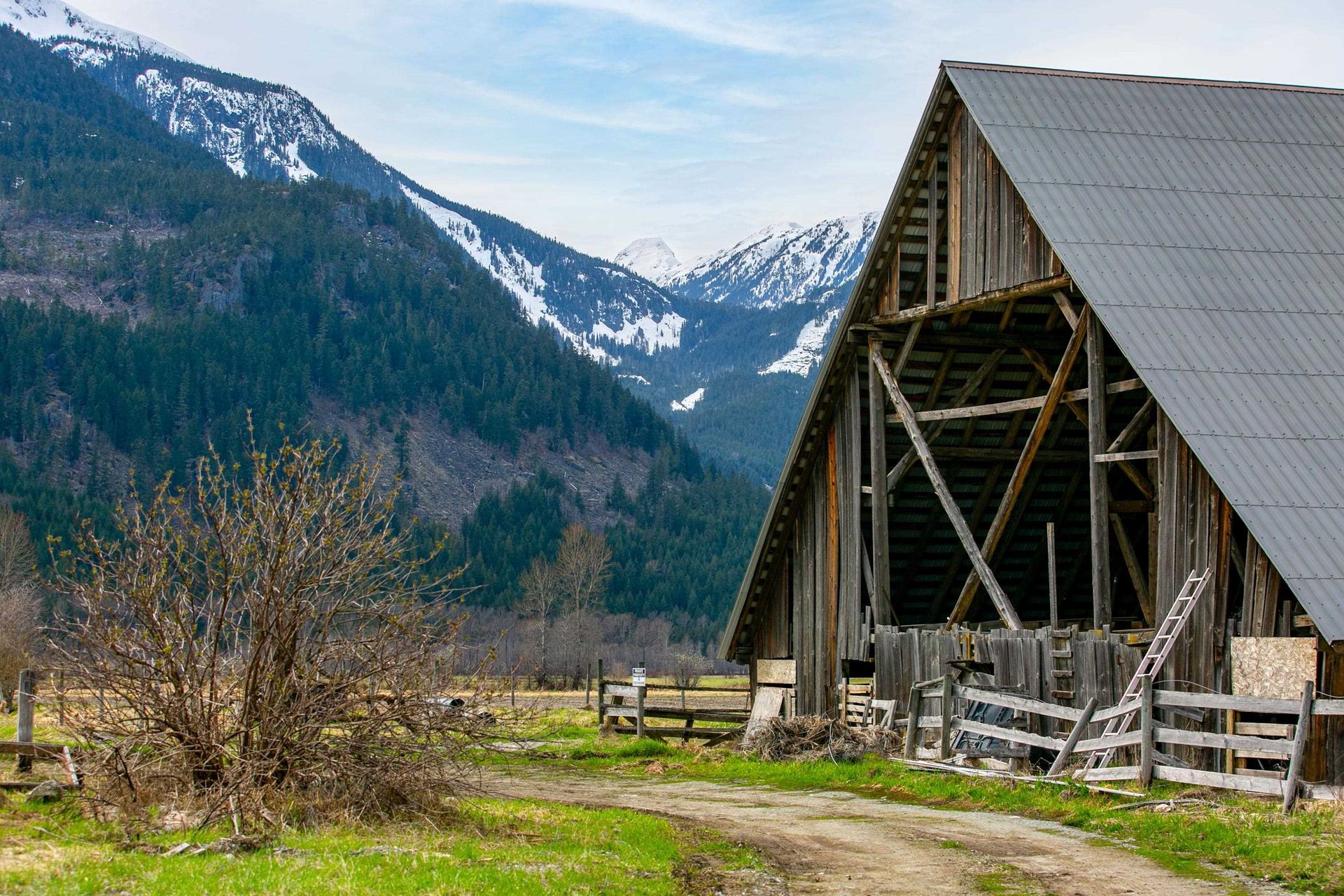 Photo 12 at 7631 Pemberton Meadows Road, Pemberton Meadows, Pemberton Photo 12 at 7631 Pemberton Meadows Road, Pemberton Meadows, Pemberton