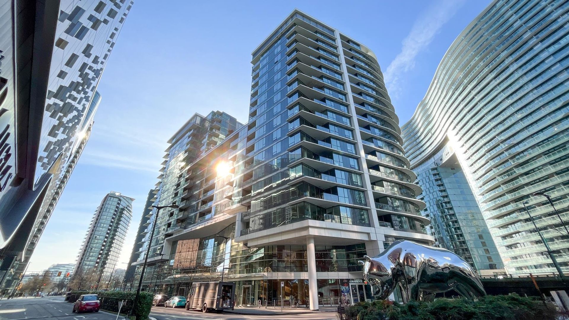 805 - 68 Smithe Street, Yaletown North (Downtown VW), Vancouver West photo number 2 805 - 68 Smithe Street, Yaletown North (Downtown VW), Vancouver West photo number 2
