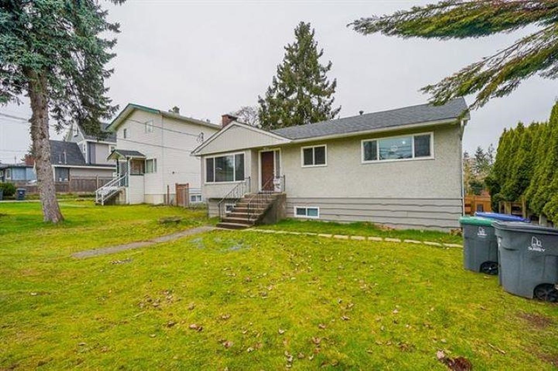 Photo 3 at 12679 97a Avenue, Cedar Hills, North Surrey Photo 3 at 12679 97a Avenue, Cedar Hills, North Surrey