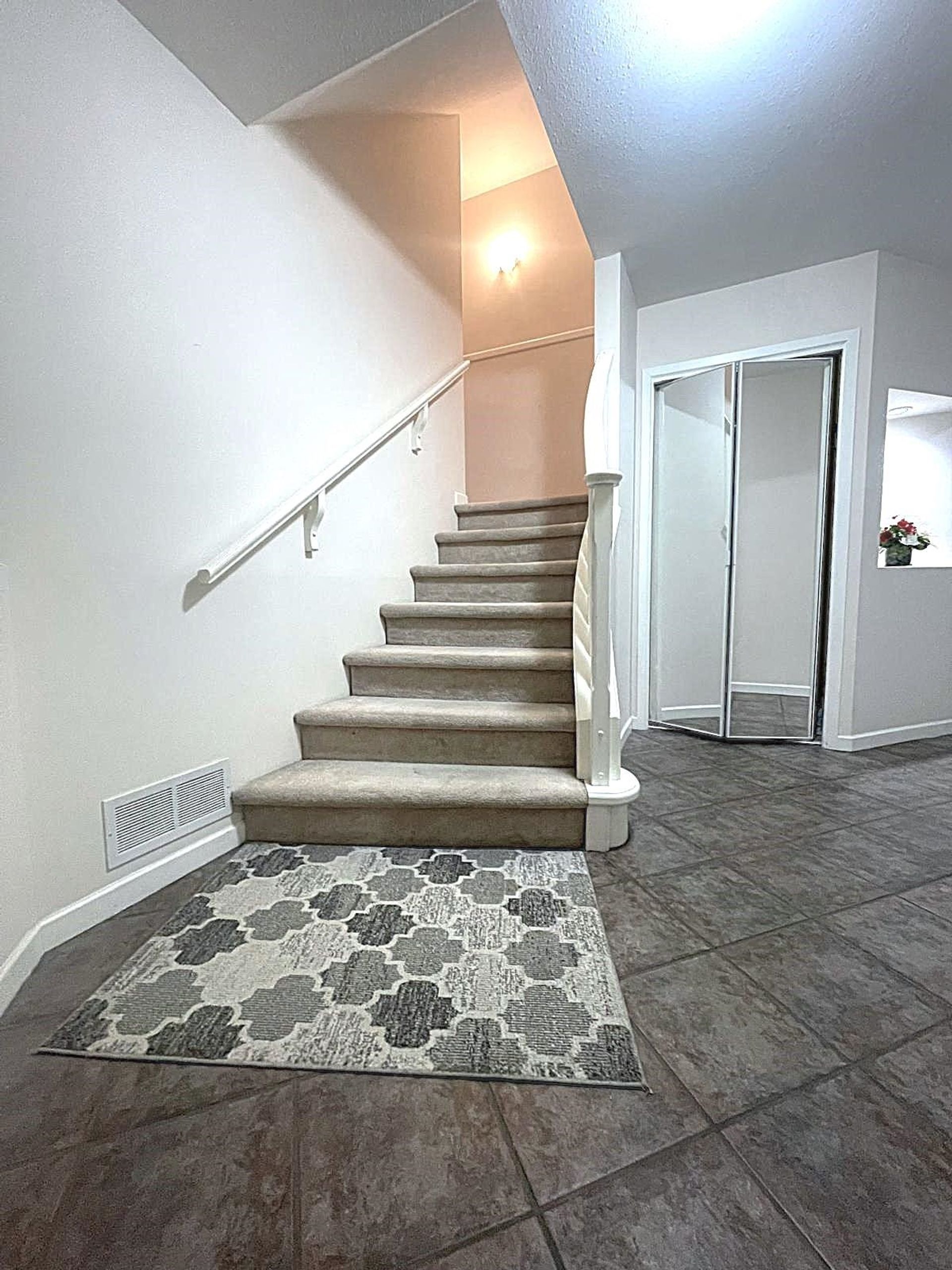 Photo 2 at 17 - 31501 Upper Maclure Road, Abbotsford West, Abbotsford Photo 2 at 17 - 31501 Upper Maclure Road, Abbotsford West, Abbotsford
