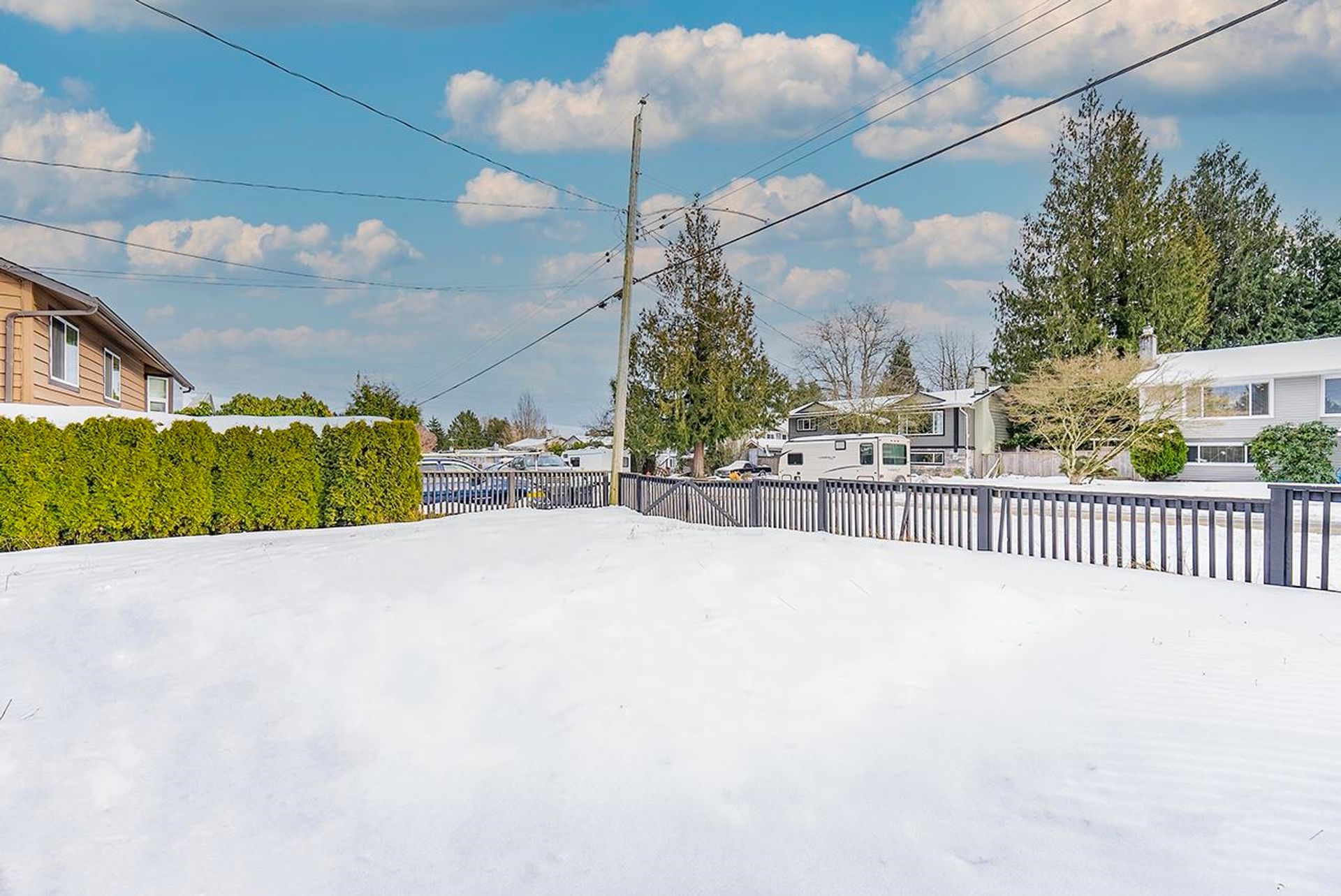 Photo 3 at 26953 28a Avenue, Aldergrove Langley, Langley Photo 3 at 26953 28a Avenue, Aldergrove Langley, Langley