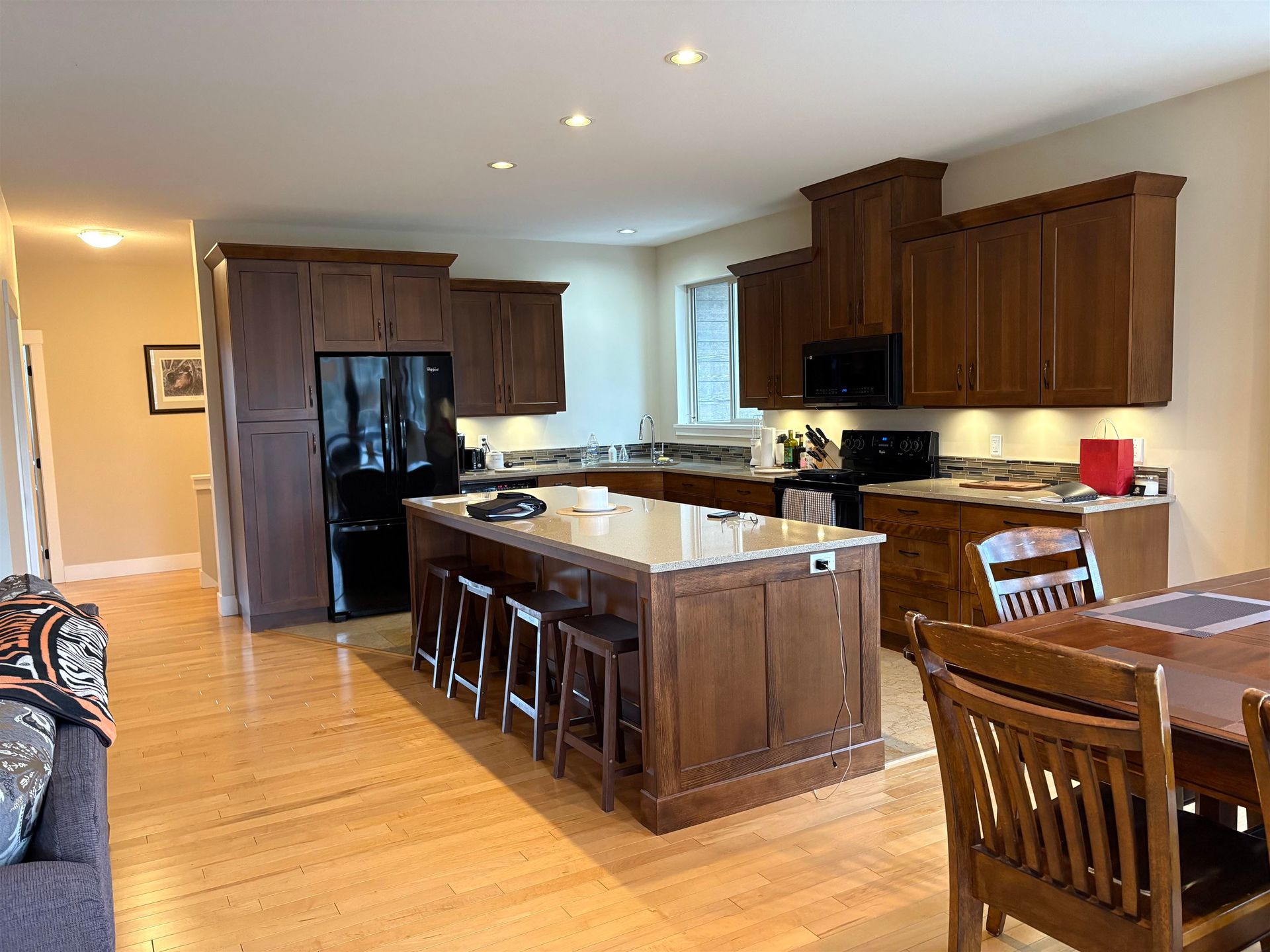 Photo 2 at 5781 Genni\'s Way, Sechelt District, Sunshine Coast Photo 2 at 5781 Genni\'s Way, Sechelt District, Sunshine Coast