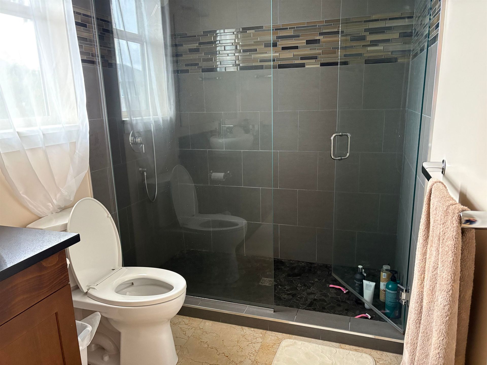 Photo 12 at 5781 Genni\'s Way, Sechelt District, Sunshine Coast Photo 12 at 5781 Genni\'s Way, Sechelt District, Sunshine Coast