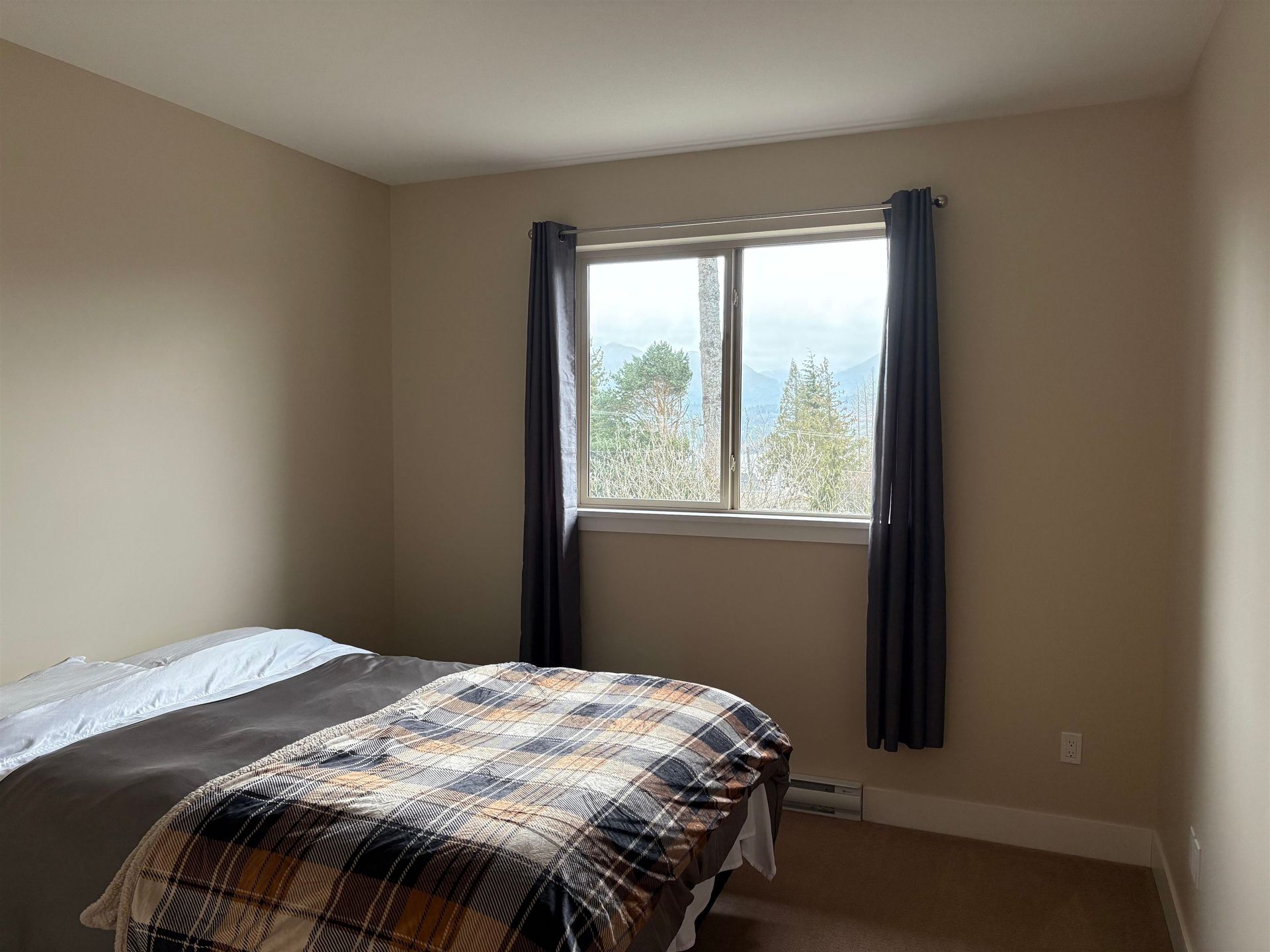 Photo 13 at 5781 Genni\'s Way, Sechelt District, Sunshine Coast Photo 13 at 5781 Genni\'s Way, Sechelt District, Sunshine Coast